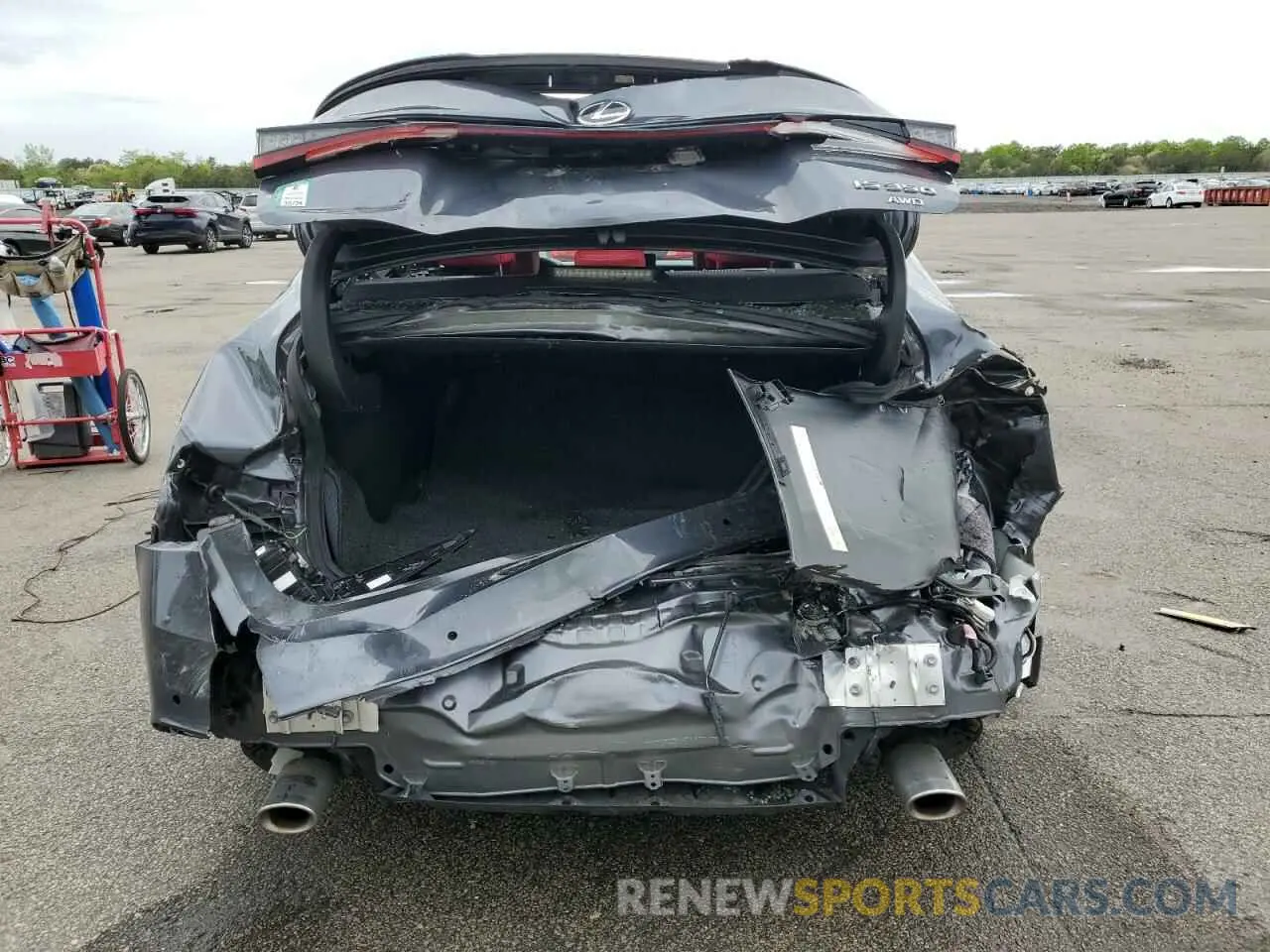6 fotografías del automóvil dañado JTHGZ1E22P5028625 LEXUS IS 2023