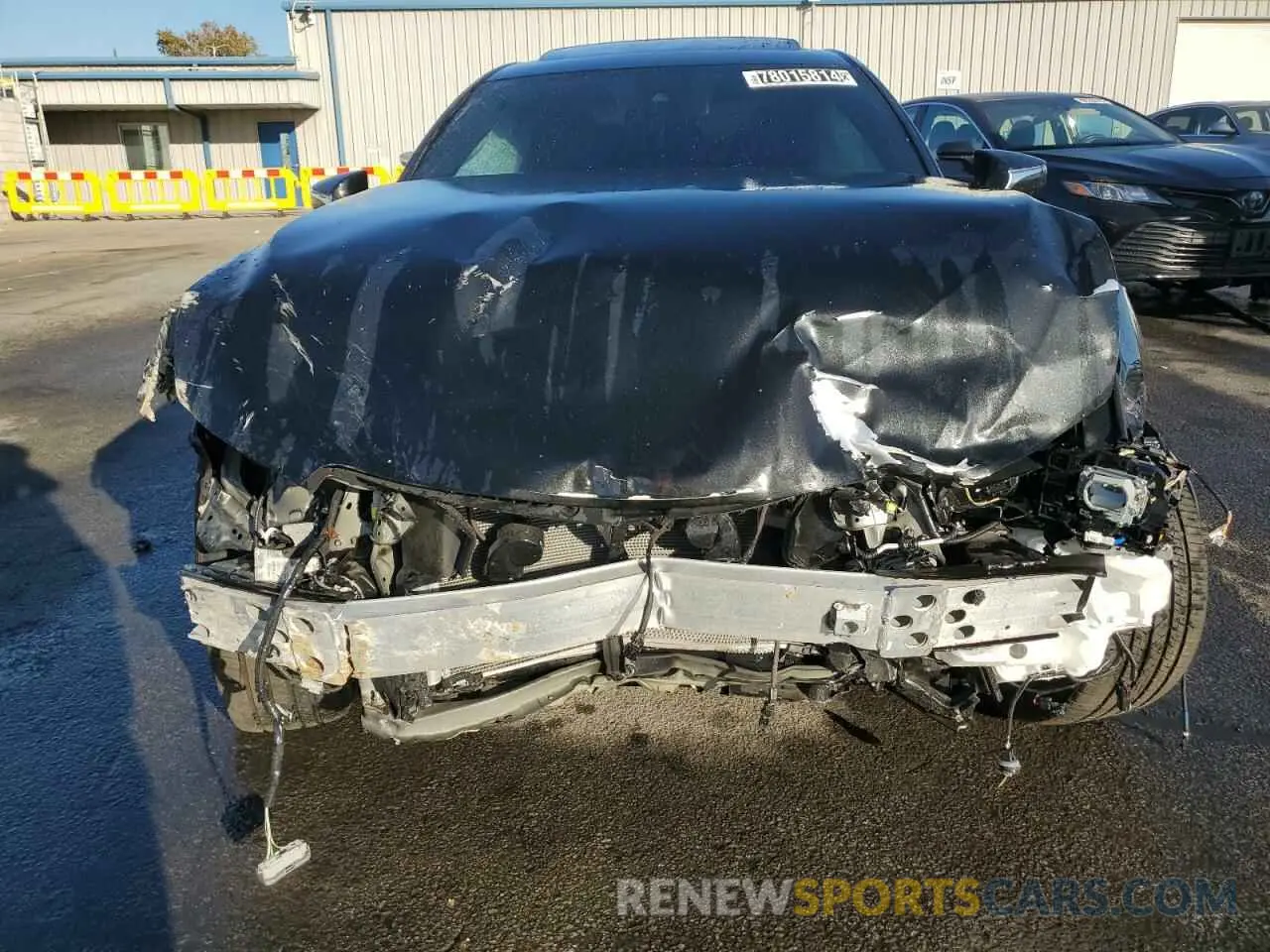 5 fotografías del automóvil dañado JTHB81F20R5053148 LEXUS IS 2024