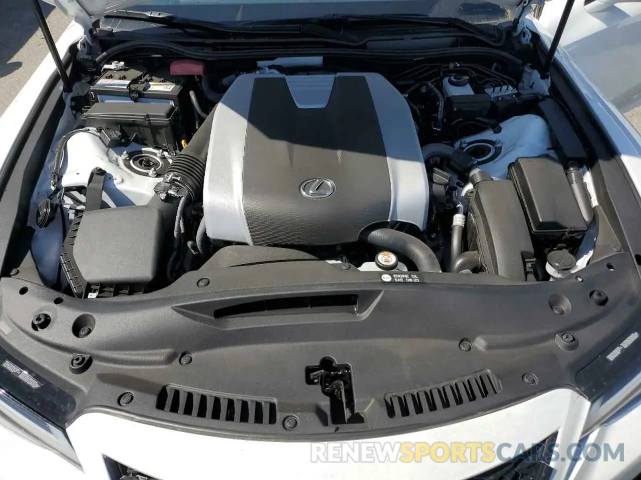 11 fotografías del automóvil dañado JTHB81F24R5054433 LEXUS IS 2024