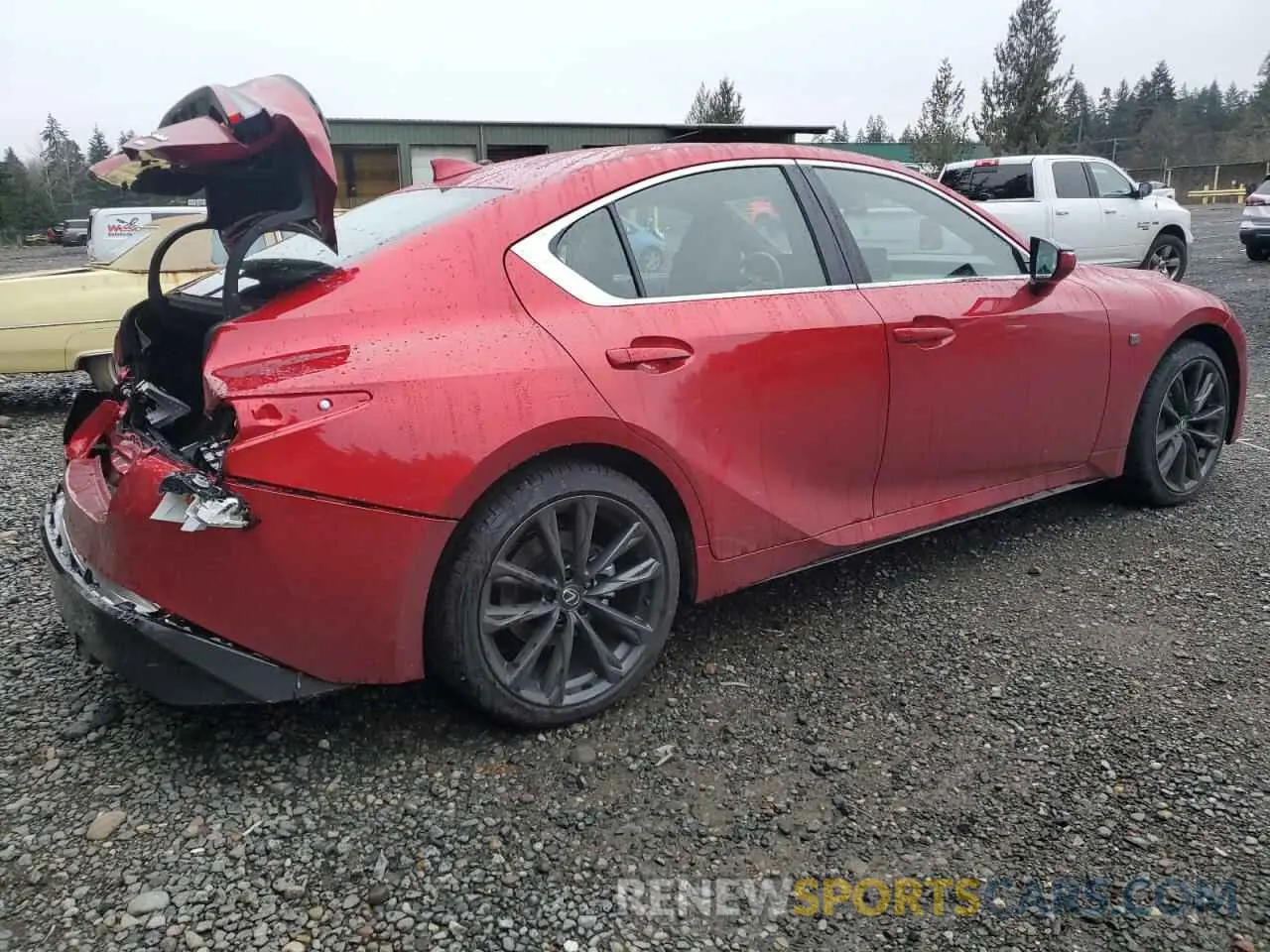 3 fotografías del automóvil dañado JTHB81F25R5054442 LEXUS IS 2024