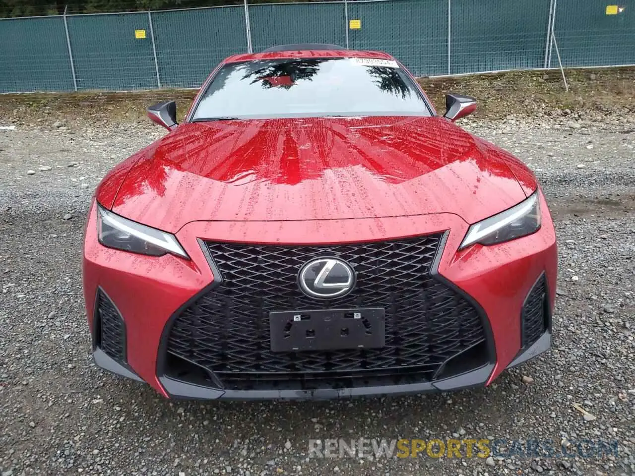 5 fotografías del automóvil dañado JTHB81F25R5054442 LEXUS IS 2024