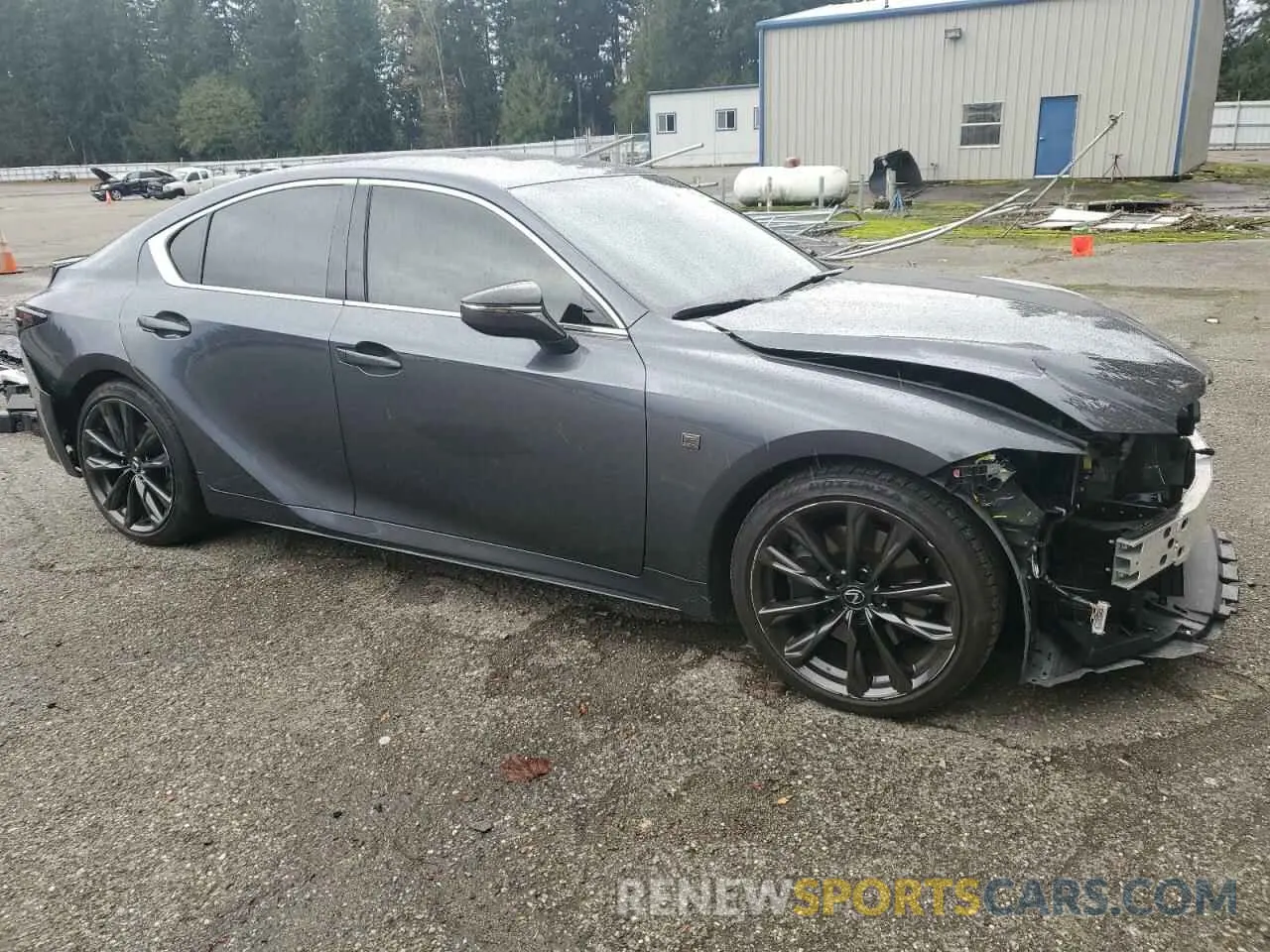 4 fotografías del automóvil dañado JTHBA1D24R5130885 LEXUS IS 2024