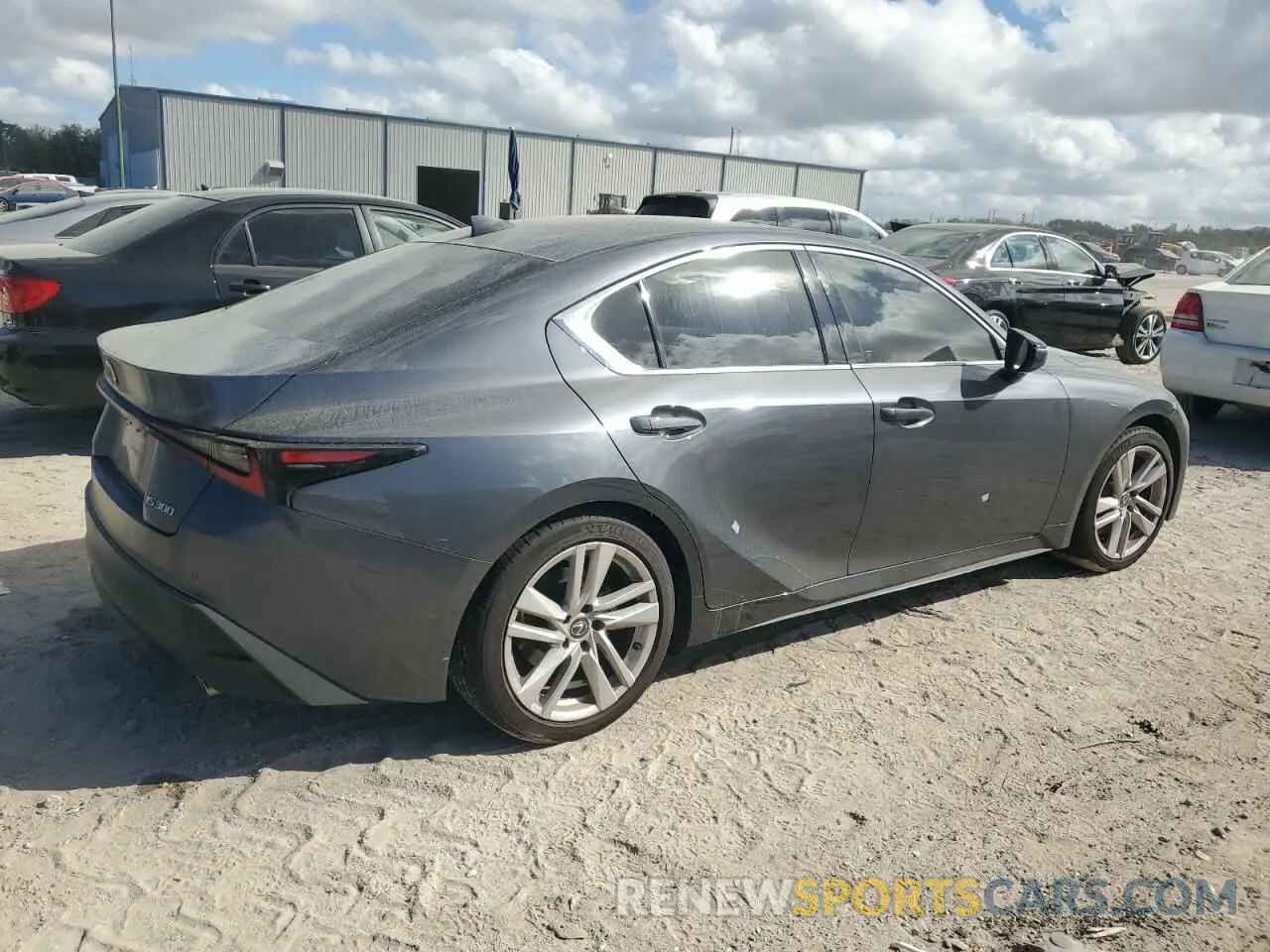 3 fotografías del automóvil dañado JTHCA1D21R5130072 LEXUS IS 2024