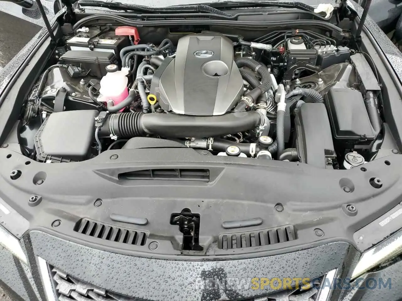 11 fotografías del automóvil dañado JTHCA1D29R5129946 LEXUS IS 2024