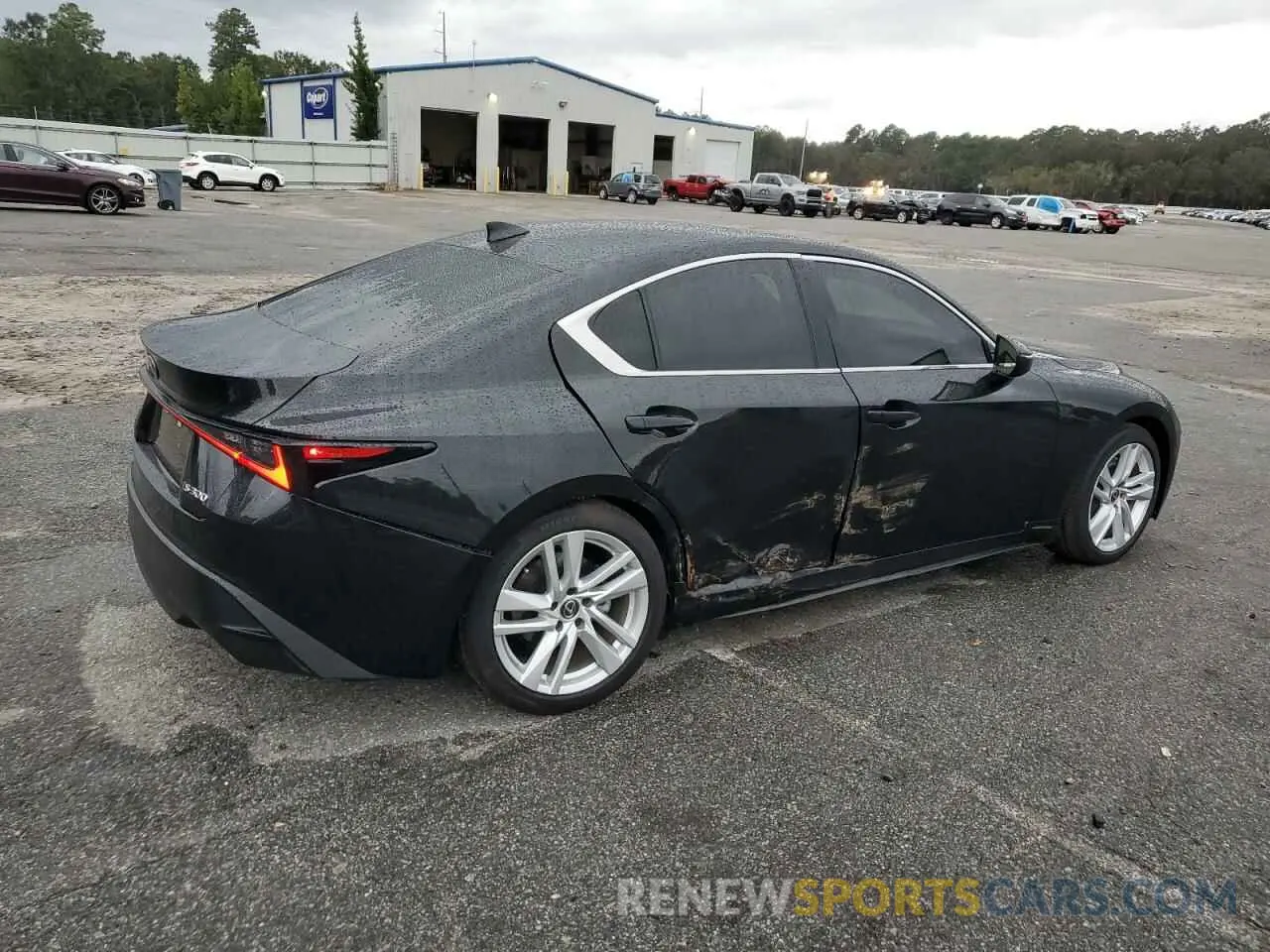 3 fotografías del automóvil dañado JTHCA1D29R5129946 LEXUS IS 2024