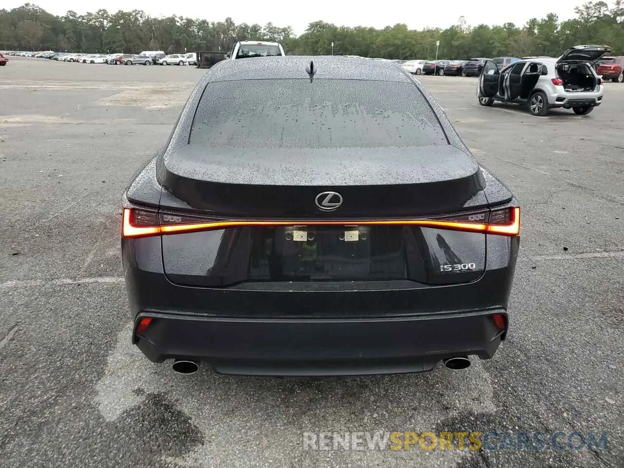 6 fotografías del automóvil dañado JTHCA1D29R5129946 LEXUS IS 2024