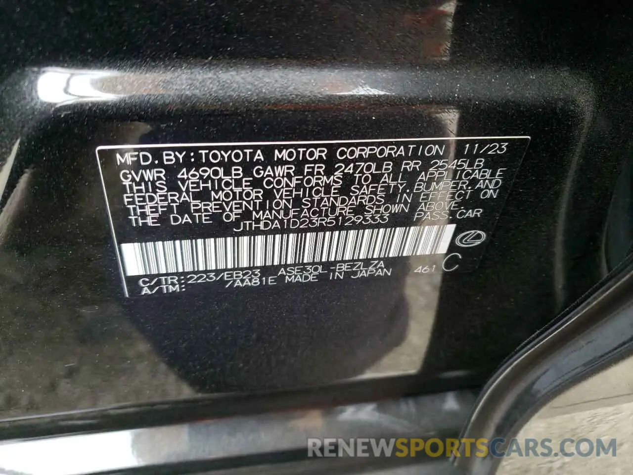 12 fotografías del automóvil dañado JTHDA1D23R5129333 LEXUS IS 2024