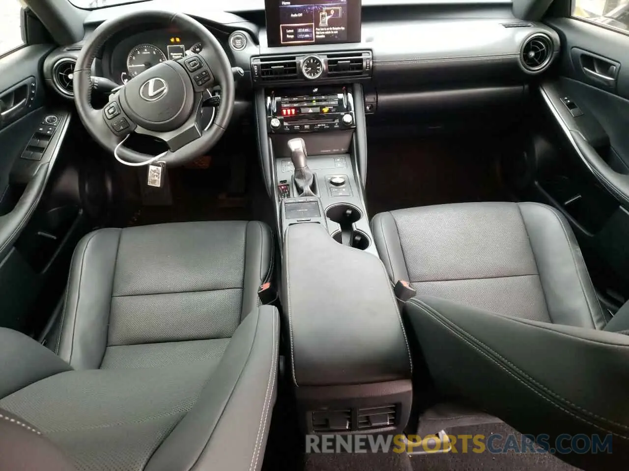 8 fotografías del automóvil dañado JTHDA1D23R5129333 LEXUS IS 2024