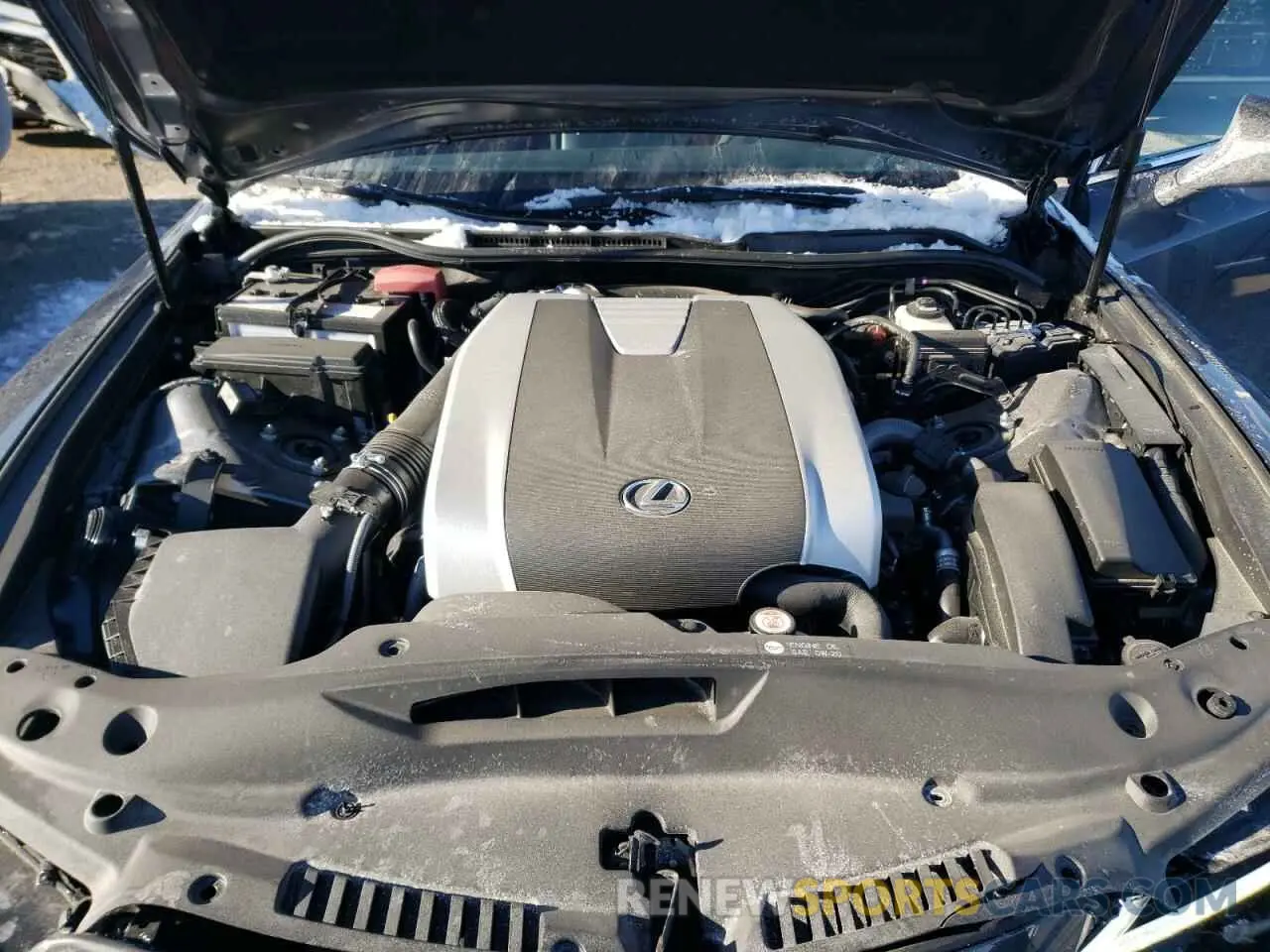 11 fotografías del automóvil dañado JTHG81F2XR5054393 LEXUS IS 2024
