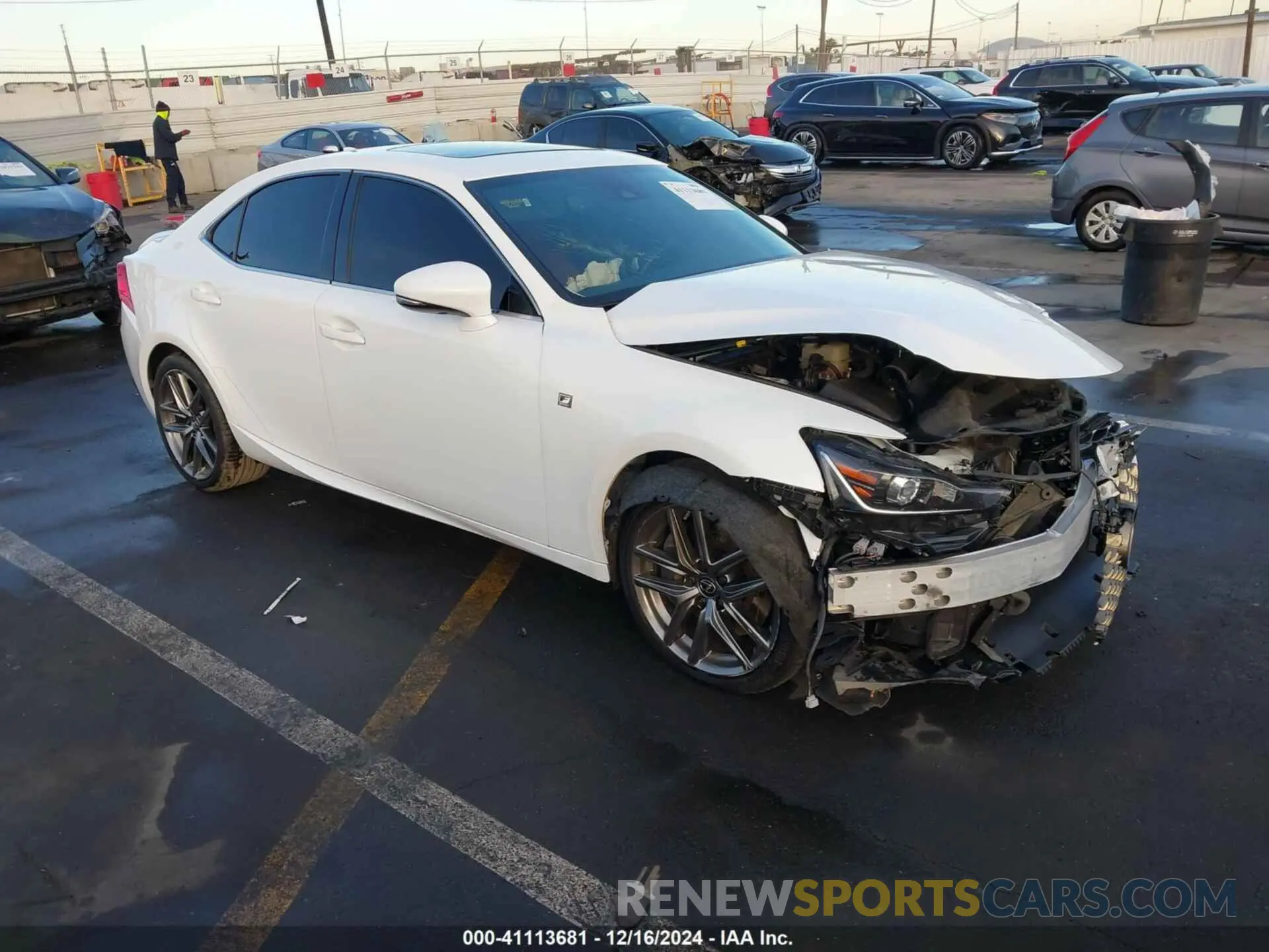 1 fotografías del automóvil dañado JTHBA1D21K5090142 LEXUS IS 300 2019