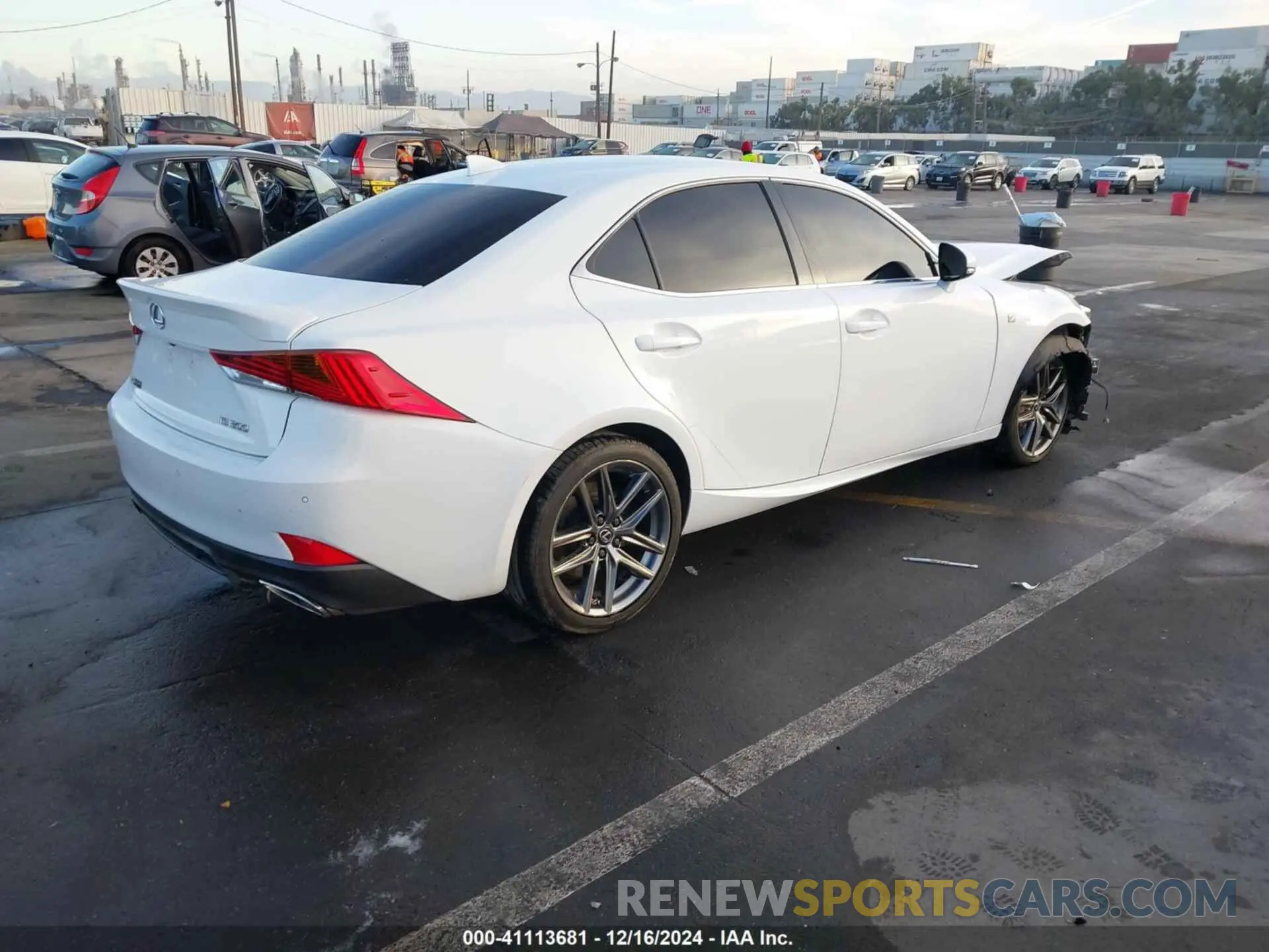 4 fotografías del automóvil dañado JTHBA1D21K5090142 LEXUS IS 300 2019