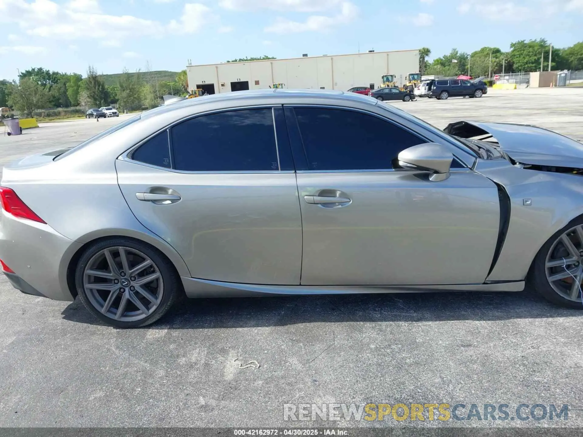 14 fotografías del automóvil dañado JTHBA1D23K5093351 LEXUS IS 300 2019