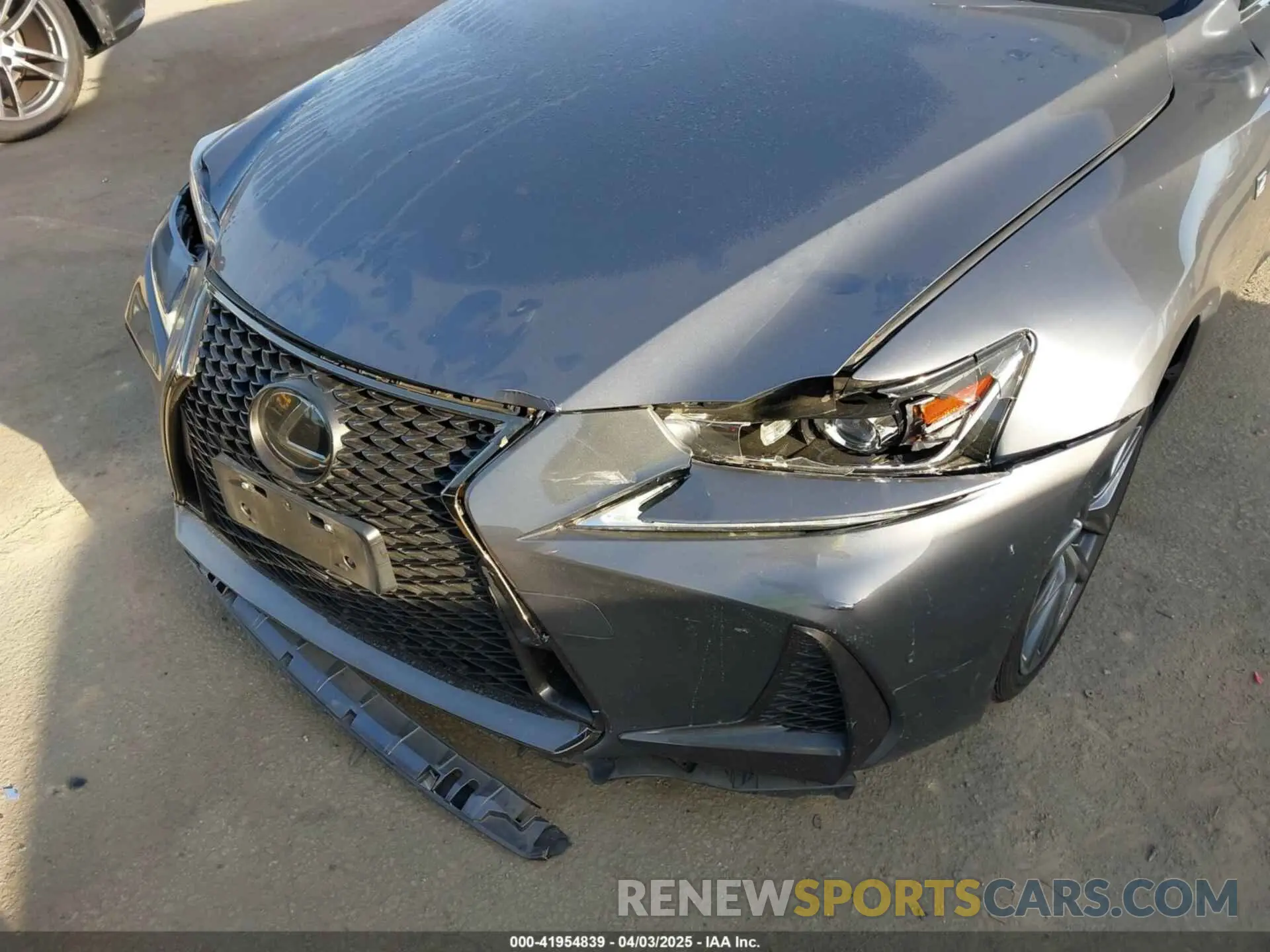 6 fotografías del automóvil dañado JTHBA1D23K5095990 LEXUS IS 300 2019