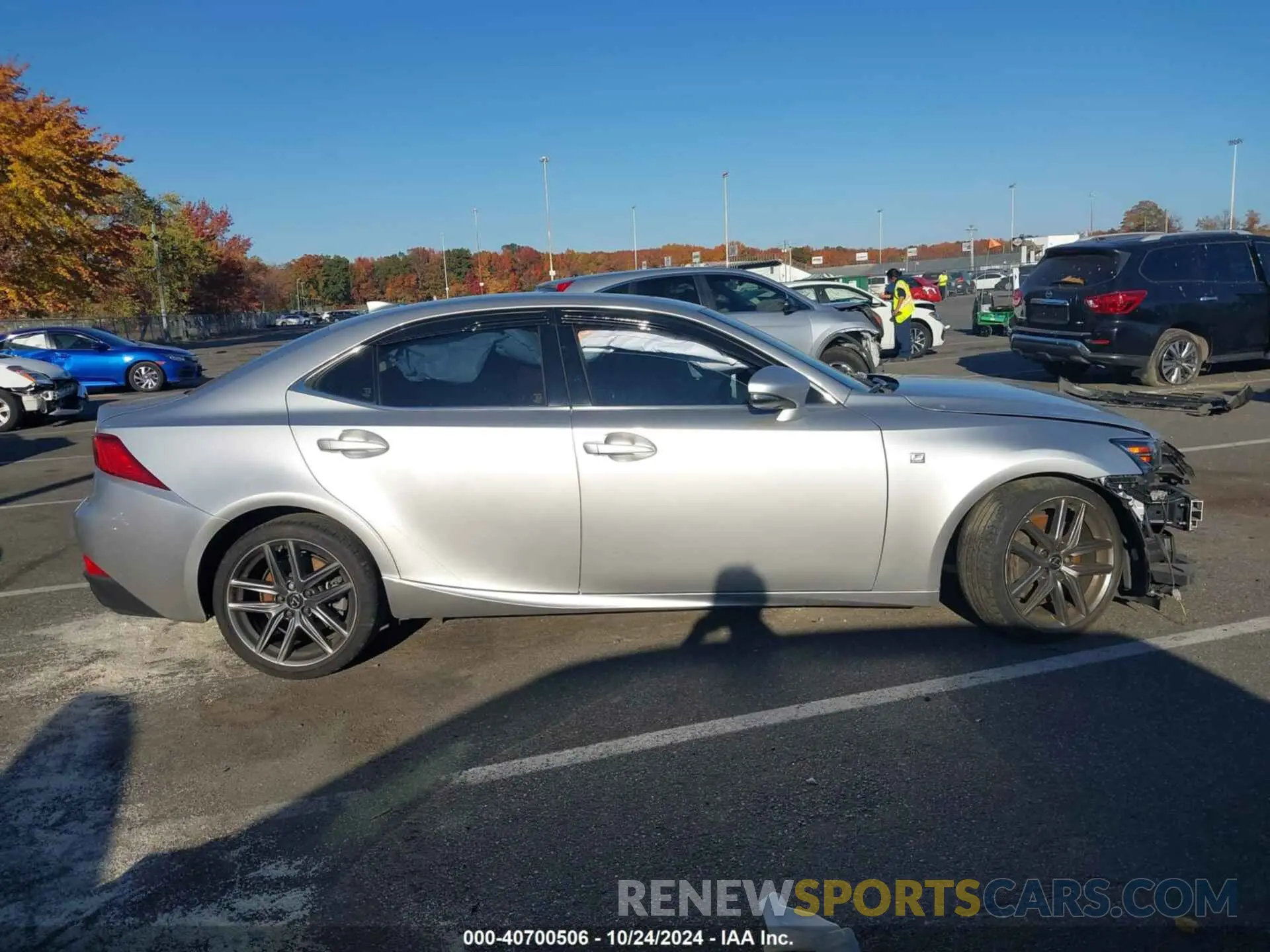 14 fotografías del automóvil dañado JTHBA1D24K5098462 LEXUS IS 300 2019