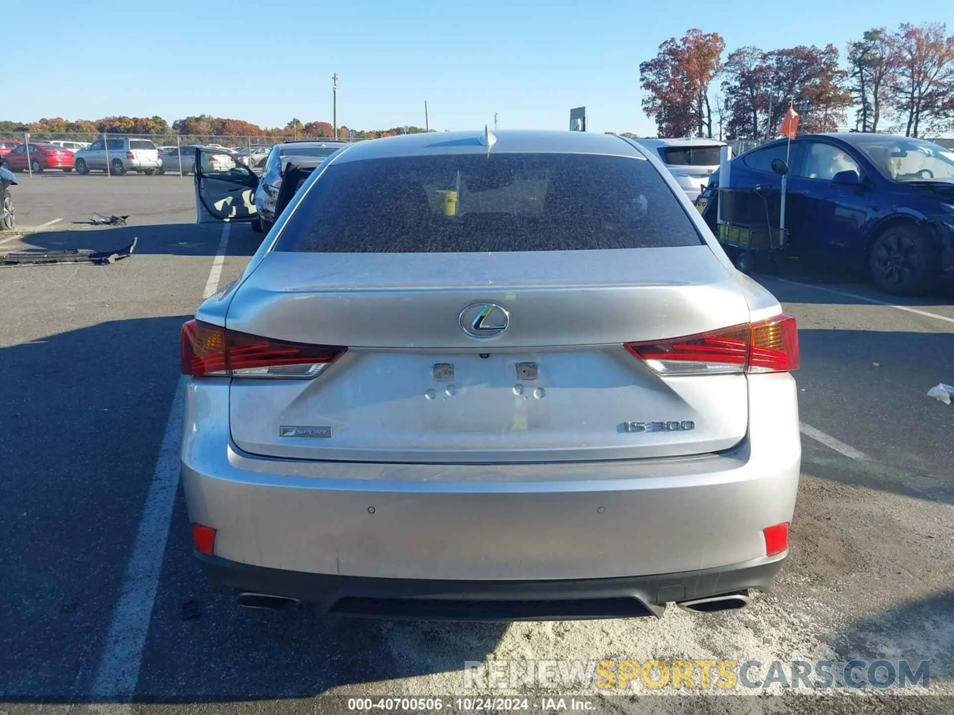 17 fotografías del automóvil dañado JTHBA1D24K5098462 LEXUS IS 300 2019