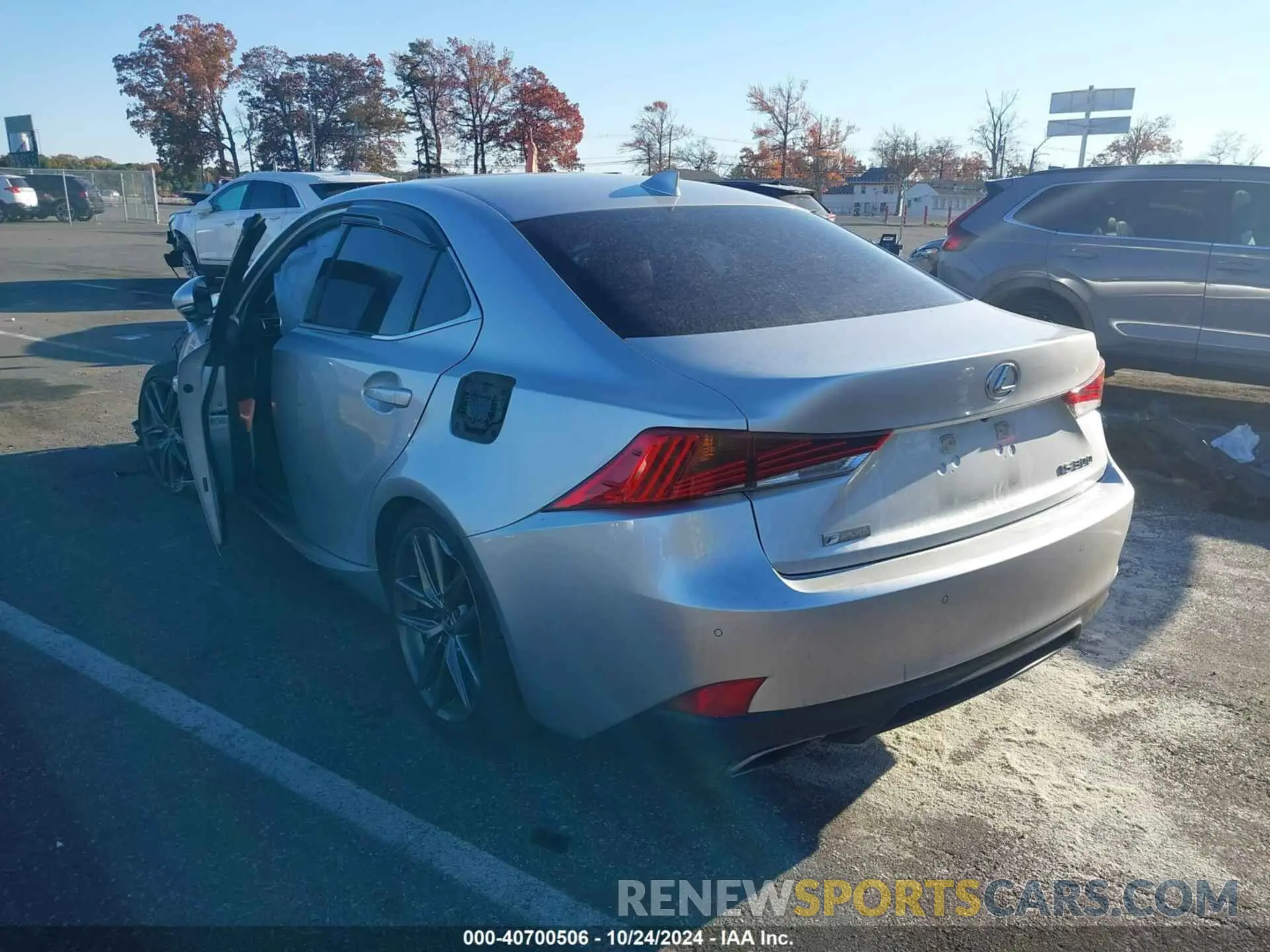 3 fotografías del automóvil dañado JTHBA1D24K5098462 LEXUS IS 300 2019