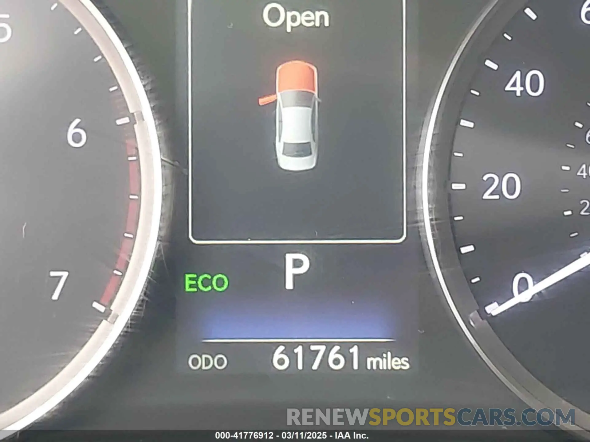 15 fotografías del automóvil dañado JTHBA1D25K5093447 LEXUS IS 300 2019