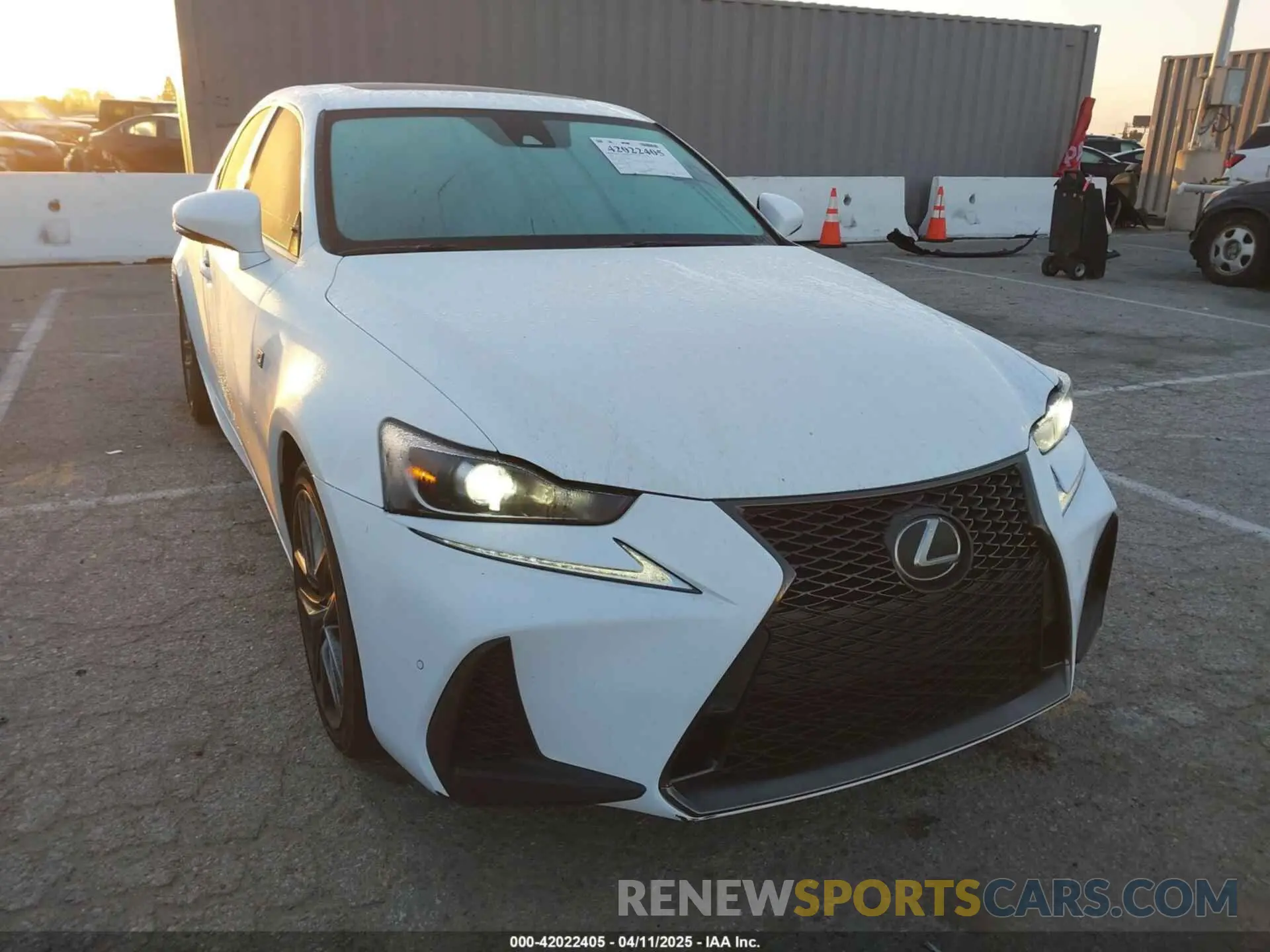 1 fotografías del automóvil dañado JTHBA1D25K5094680 LEXUS IS 300 2019