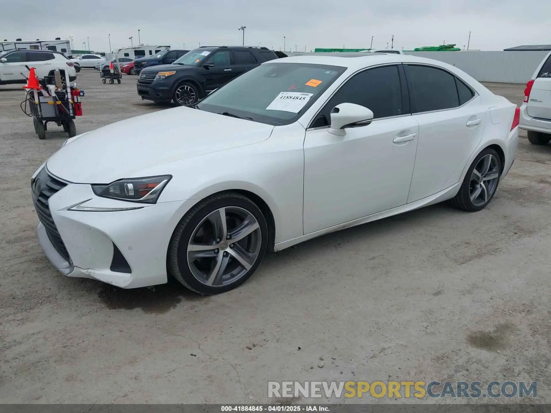 2 fotografías del automóvil dañado JTHBA1D26K5097281 LEXUS IS 300 2019