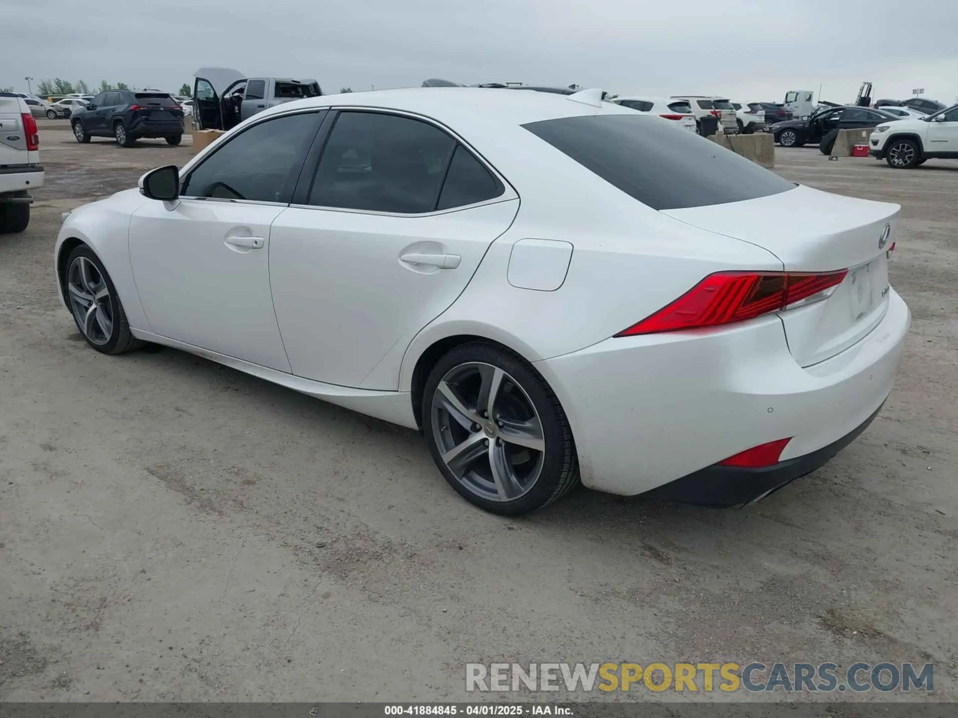 3 fotografías del automóvil dañado JTHBA1D26K5097281 LEXUS IS 300 2019