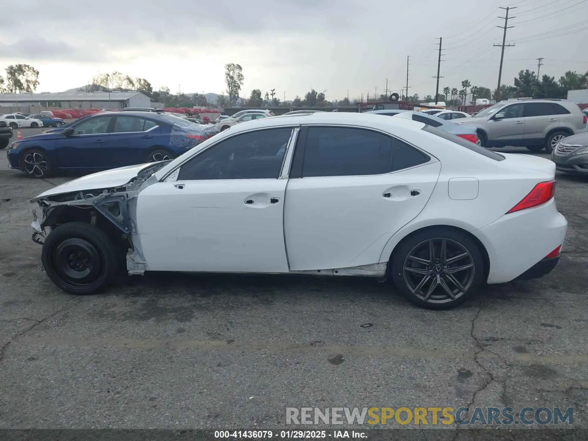 15 fotografías del automóvil dañado JTHBA1D28K5092728 LEXUS IS 300 2019