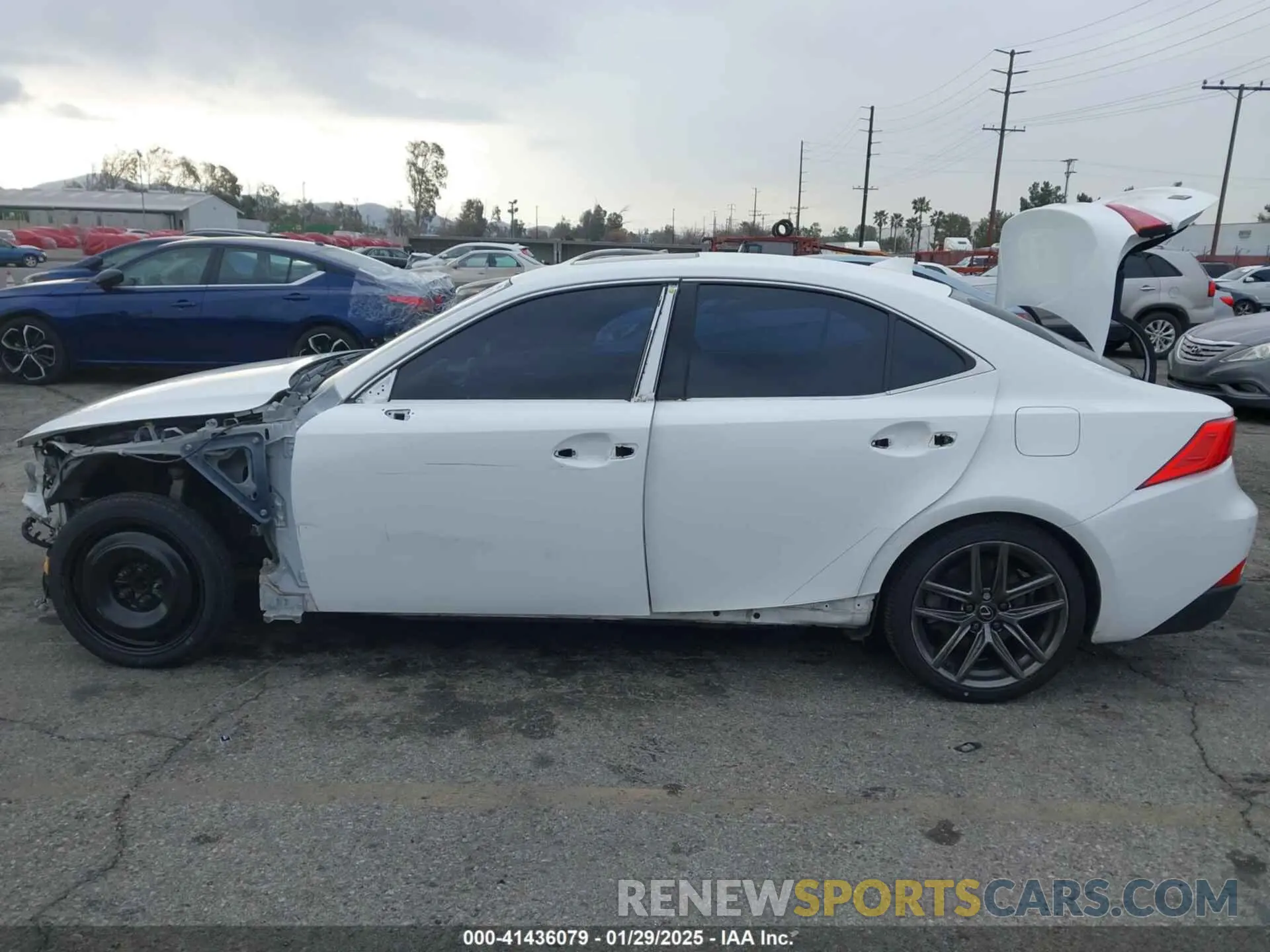 18 fotografías del automóvil dañado JTHBA1D28K5092728 LEXUS IS 300 2019