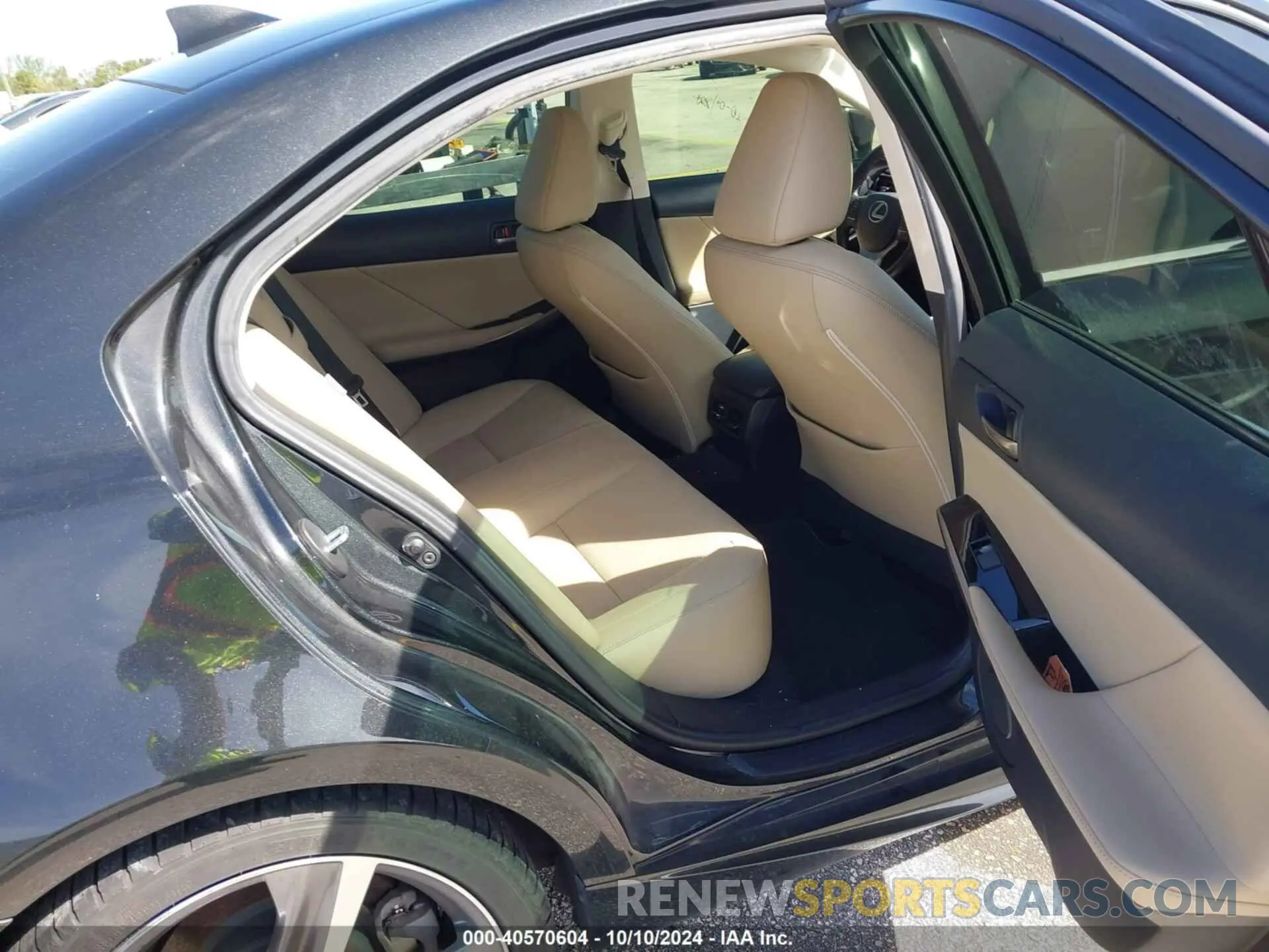 8 fotografías del automóvil dañado JTHBA1D28K5094060 LEXUS IS 300 2019