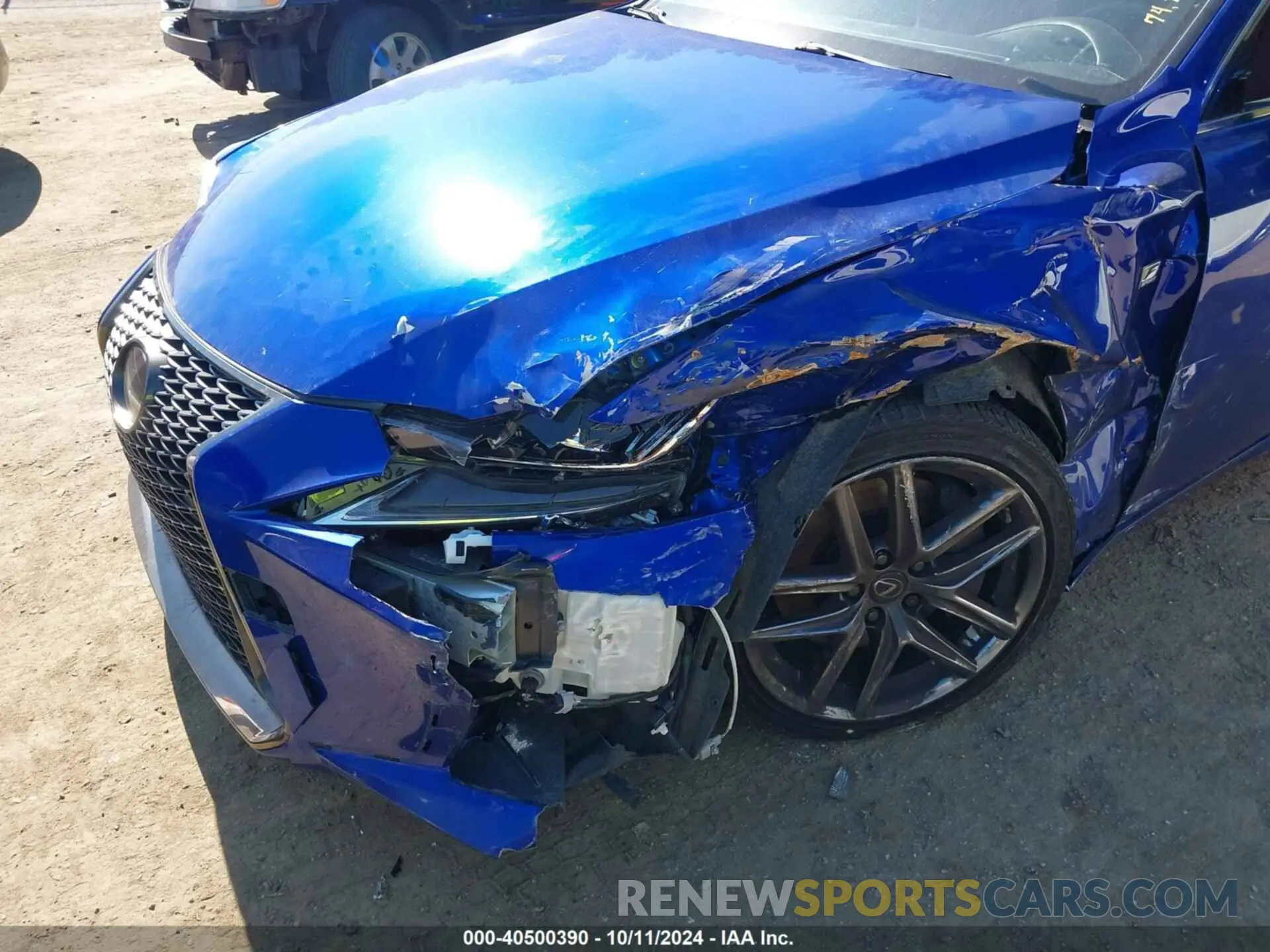 6 fotografías del automóvil dañado JTHC81D21K5035982 LEXUS IS 300 2019