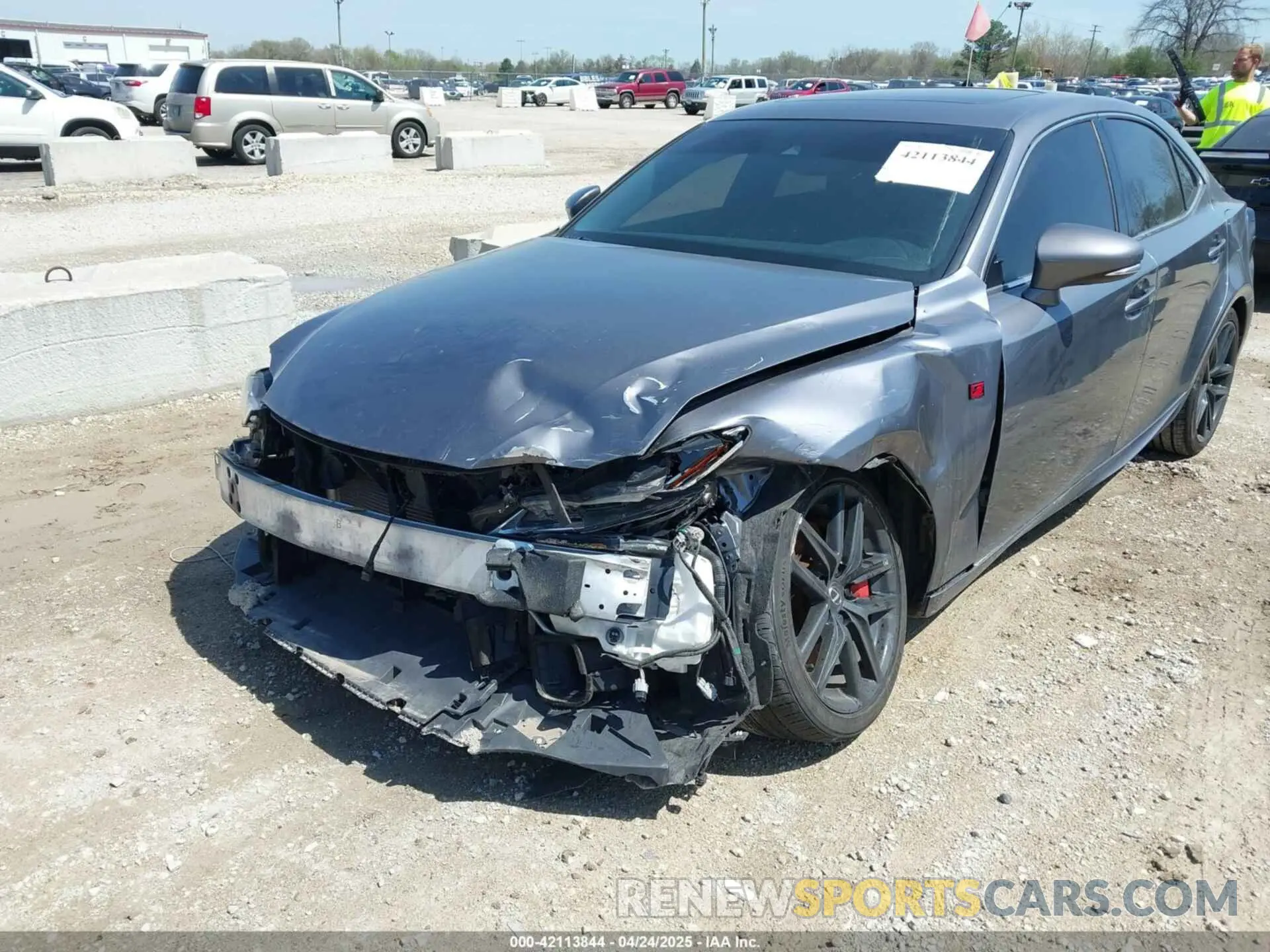 6 fotografías del automóvil dañado JTHC81D25K5034043 LEXUS IS 300 2019