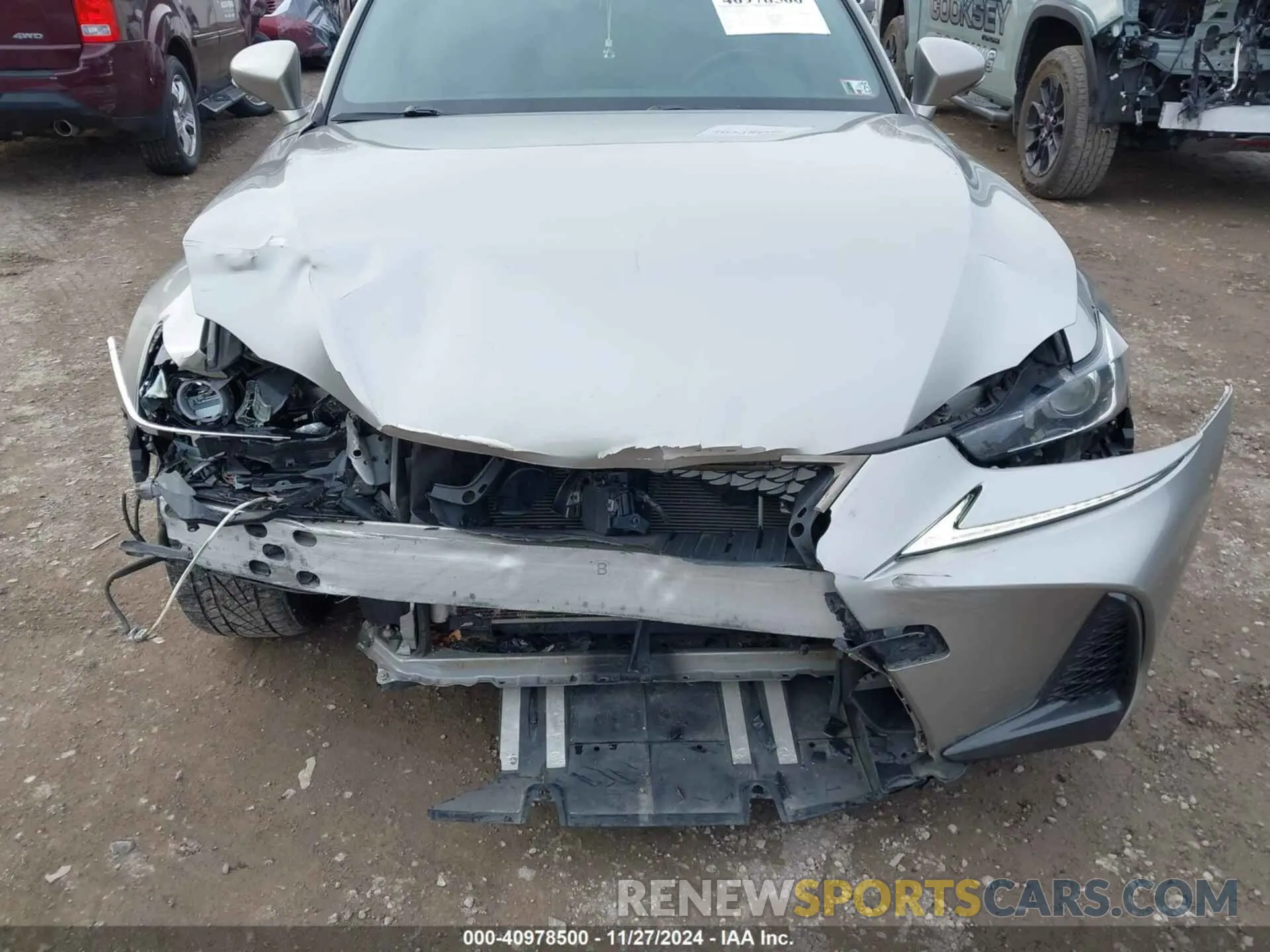 6 fotografías del automóvil dañado JTHC81D28K5036577 LEXUS IS 300 2019