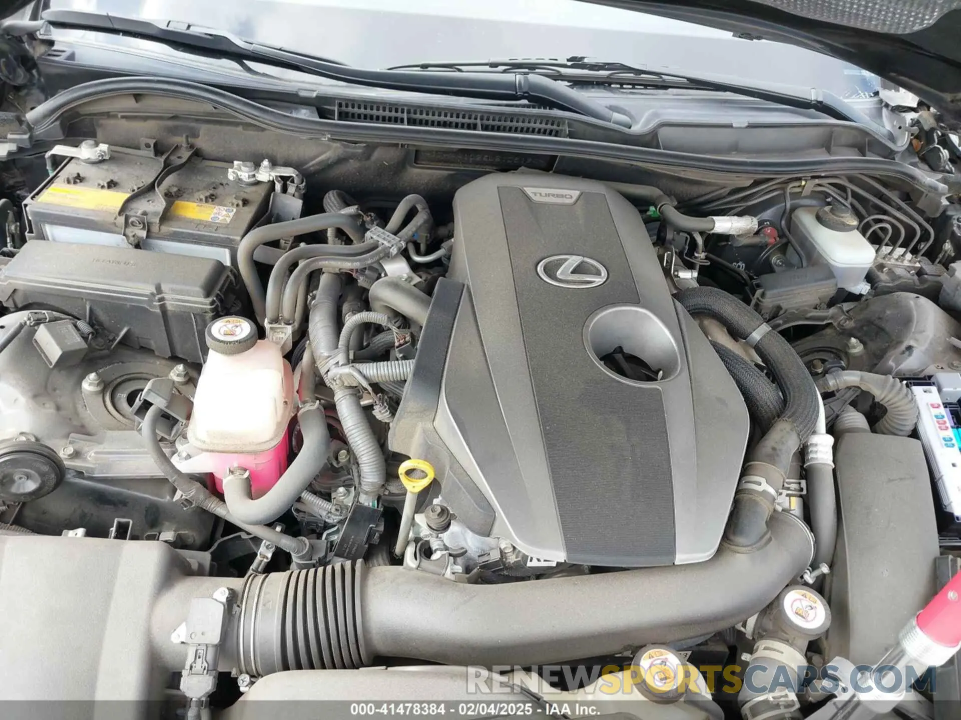 10 fotografías del automóvil dañado JTHAA1D26L5108194 LEXUS IS 300 2020