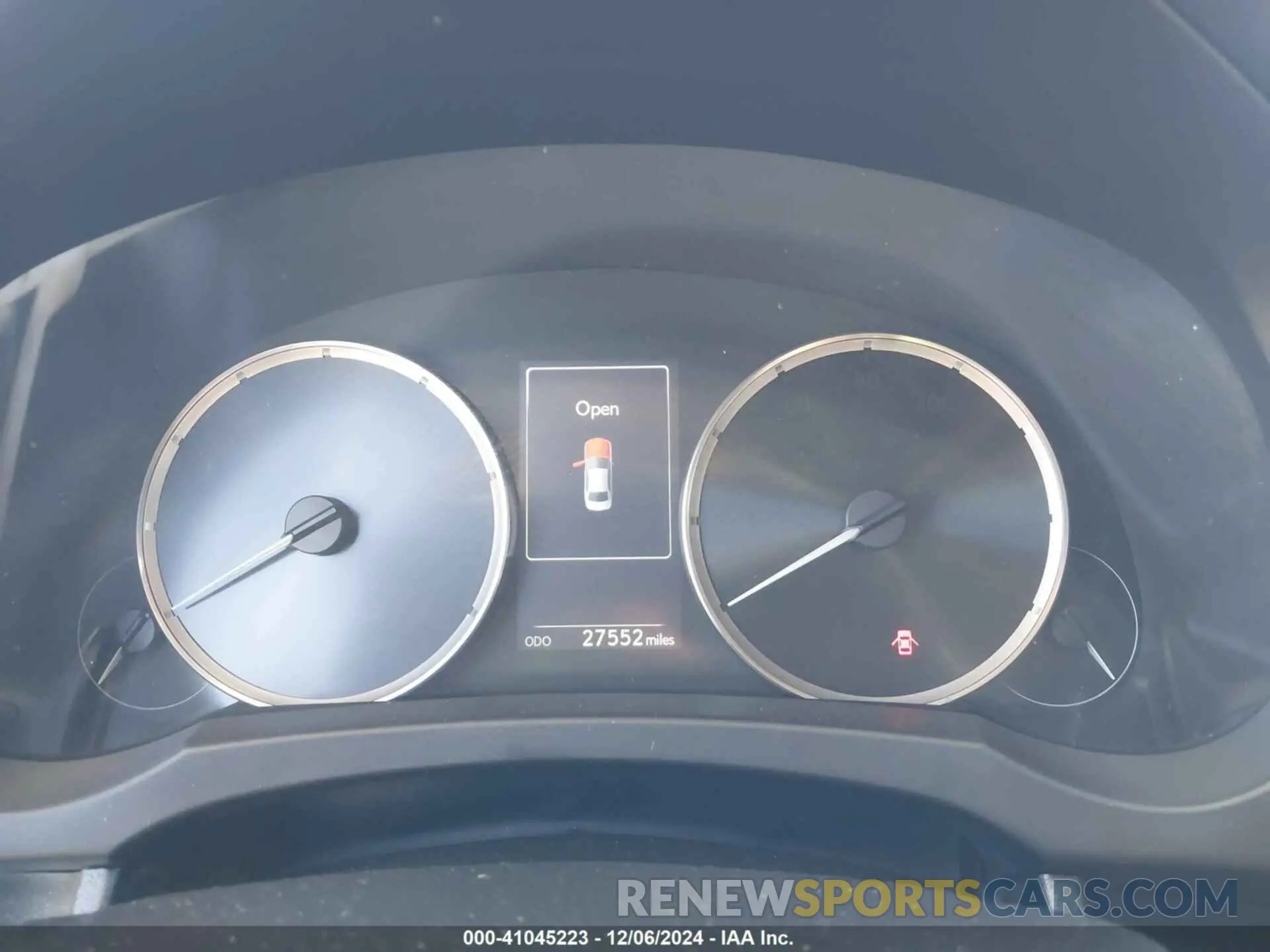 7 fotografías del automóvil dañado JTHAA1D26L5108860 LEXUS IS 300 2020