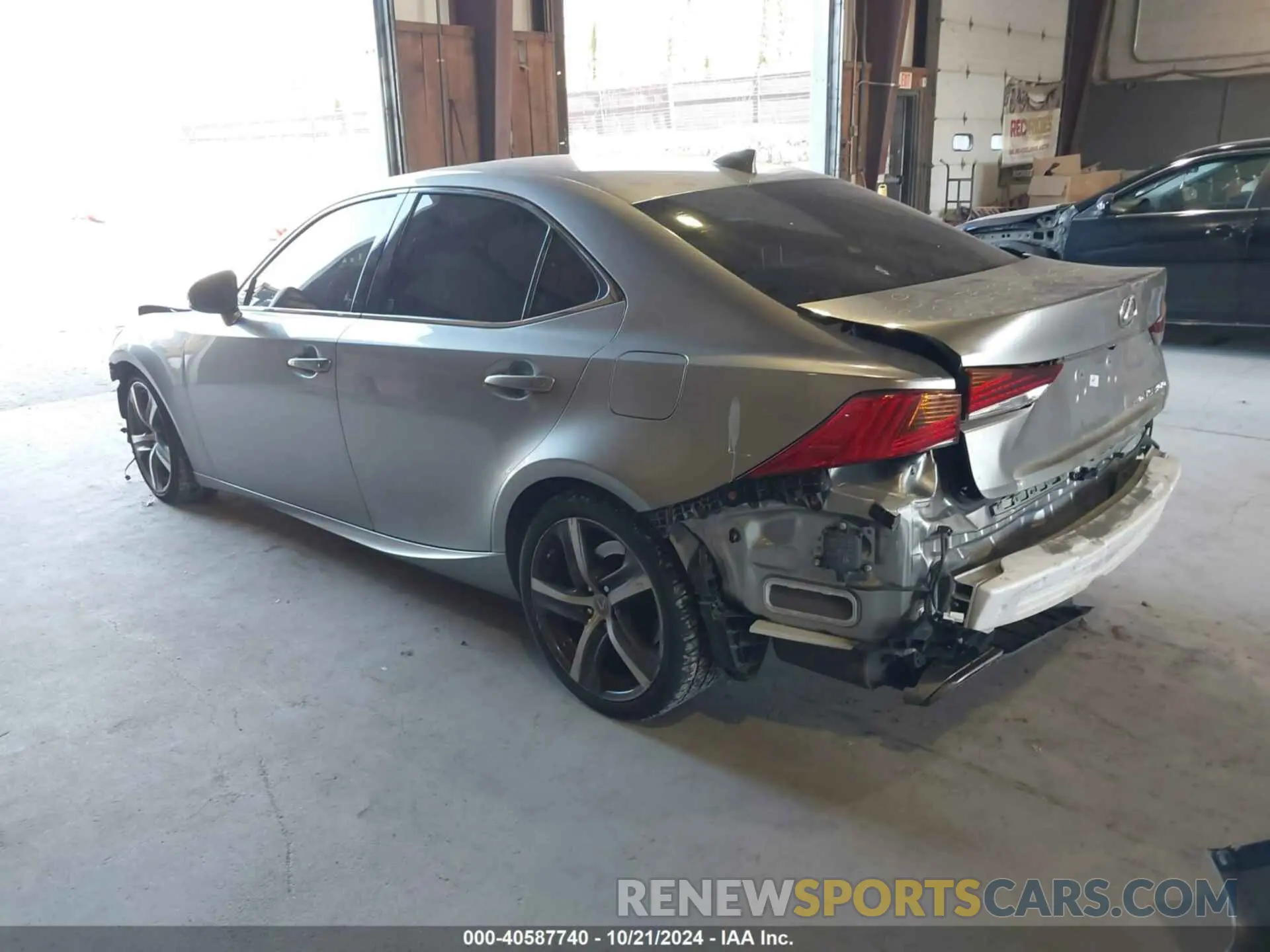 3 fotografías del automóvil dañado JTHD81F25L5042291 LEXUS IS 300 2020