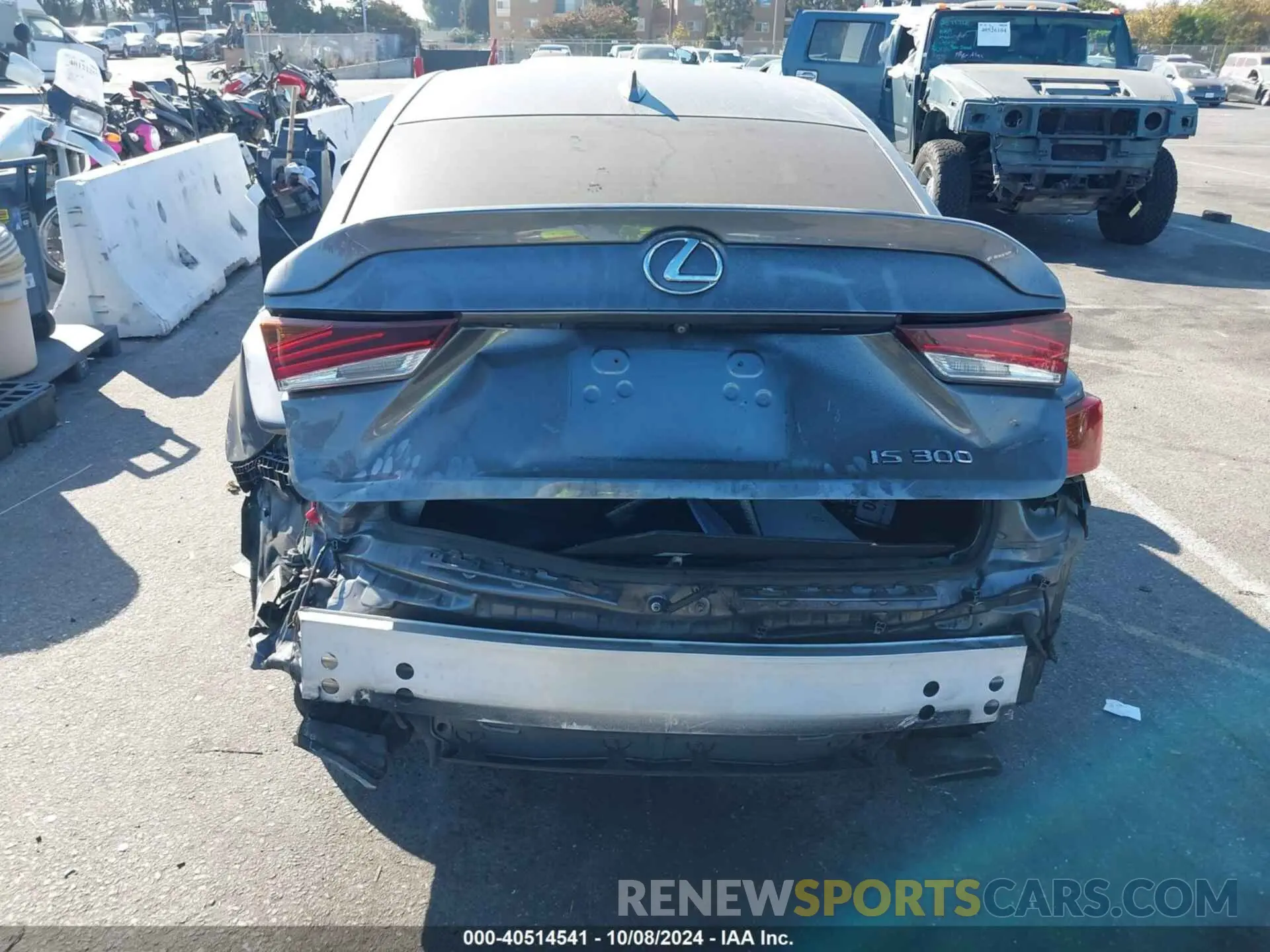 16 fotografías del automóvil dañado JTHDA1D24L5106926 LEXUS IS 300 2020