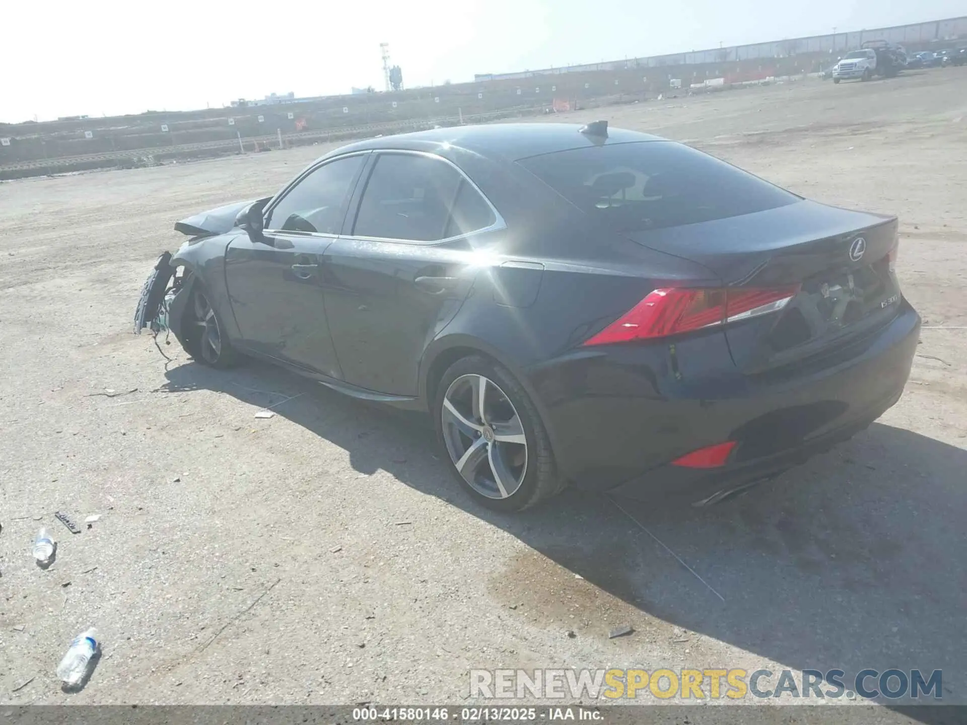 3 fotografías del automóvil dañado JTHDA1D29L5101656 LEXUS IS 300 2020