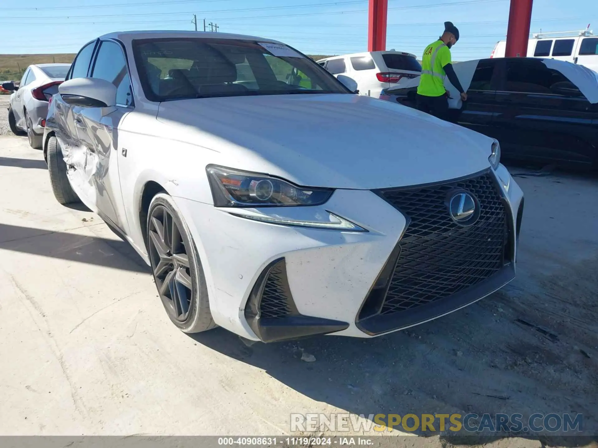 1 fotografías del automóvil dañado JTHGA1D20L5108623 LEXUS IS 300 2020