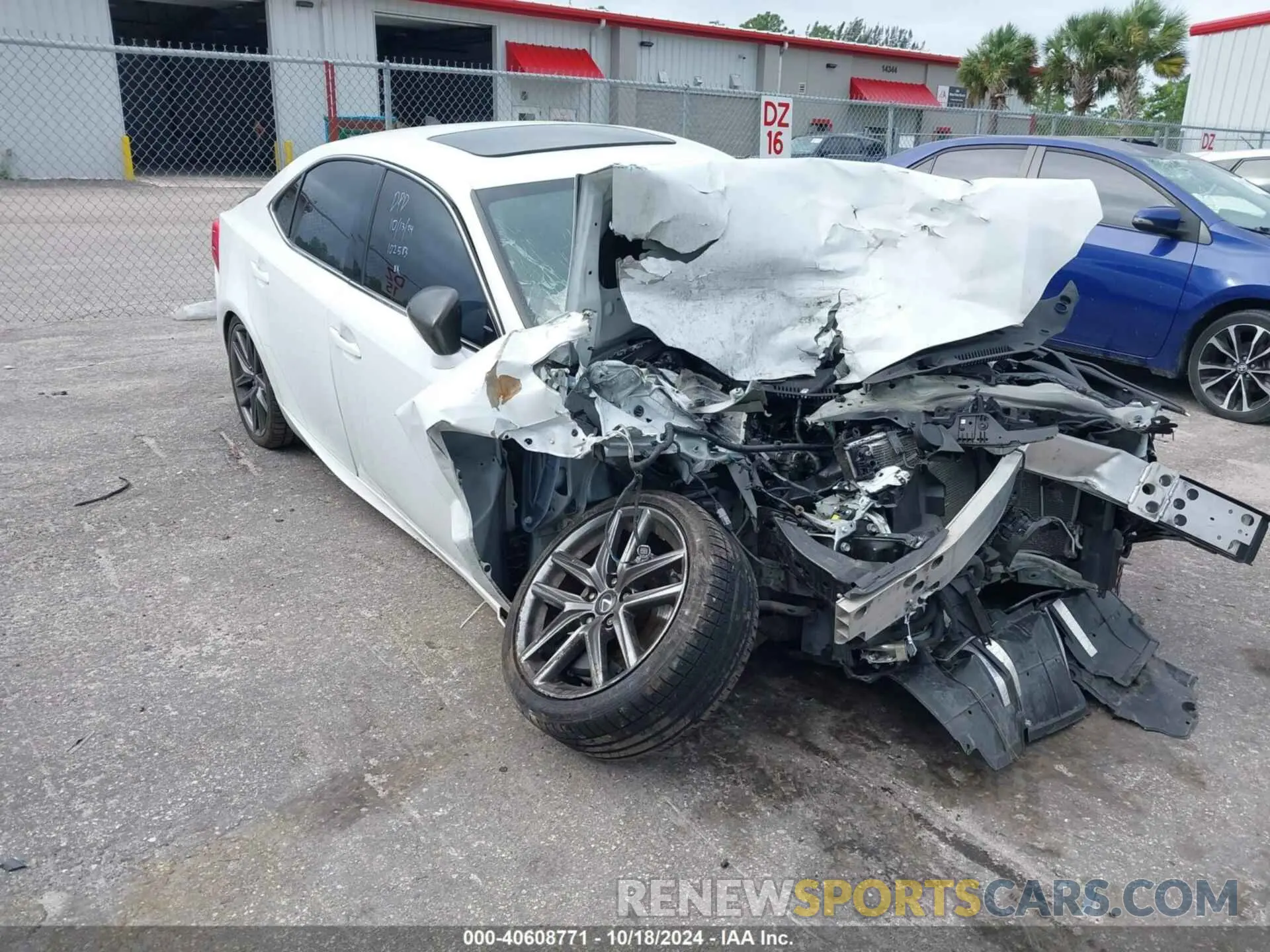 1 fotografías del automóvil dañado JTHGA1D26L5102583 LEXUS IS 300 2020