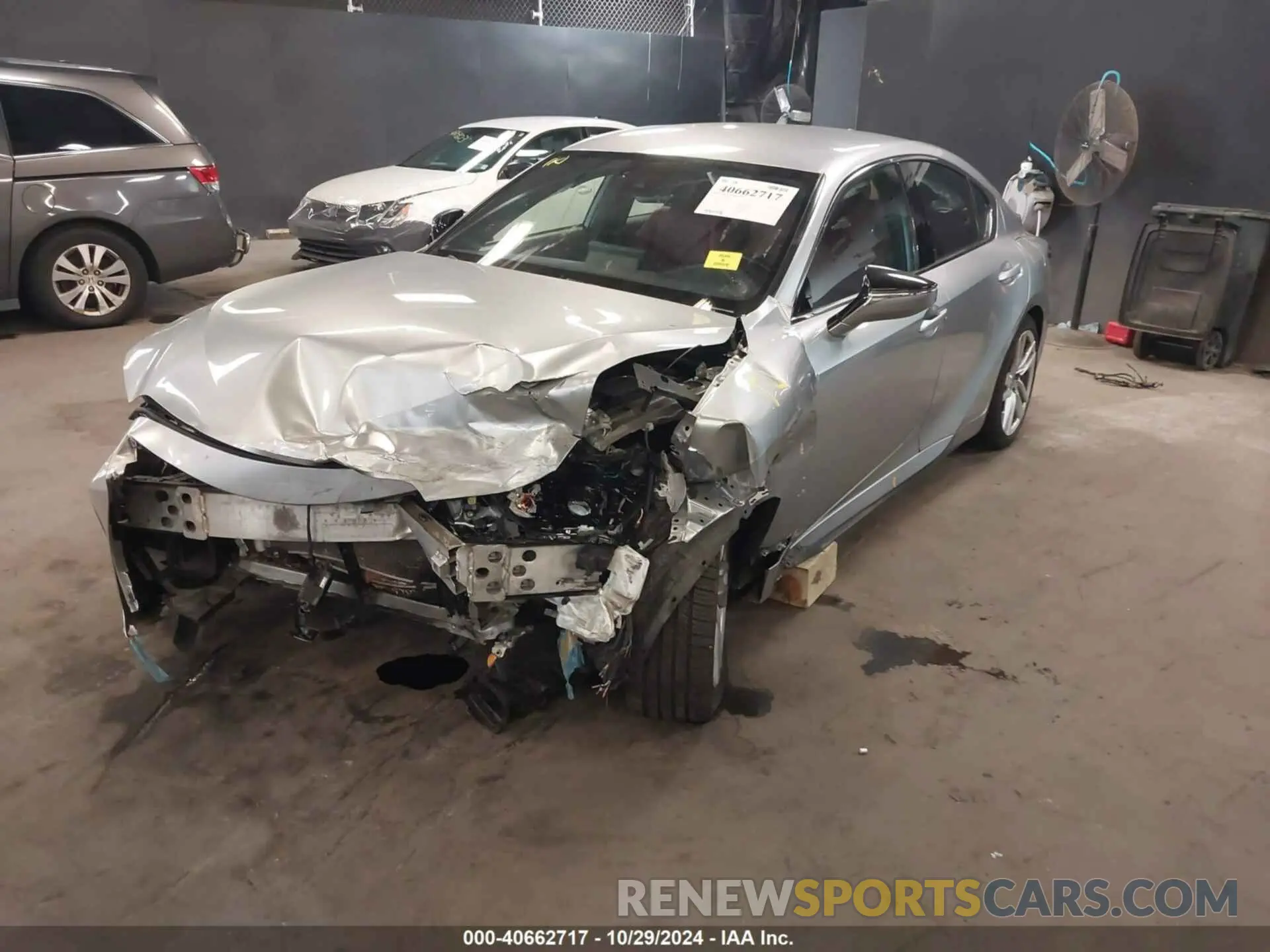 2 fotografías del automóvil dañado JTHA81F26M5043910 LEXUS IS 300 2021