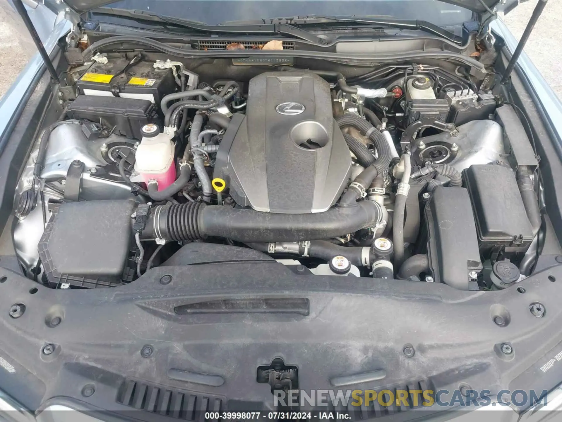 10 fotografías del automóvil dañado JTHAA1D20M5113232 LEXUS IS 300 2021