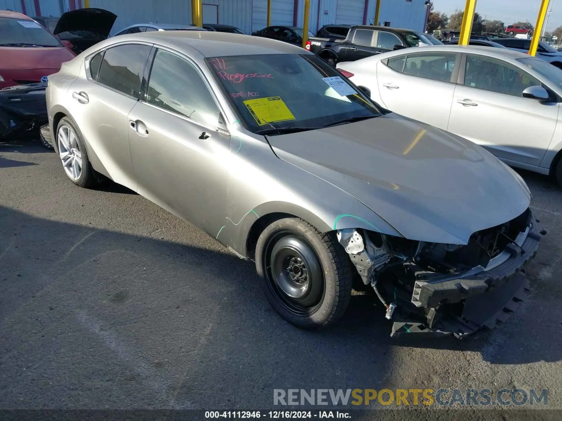 1 fotografías del automóvil dañado JTHAA1D25M5111881 LEXUS IS 300 2021