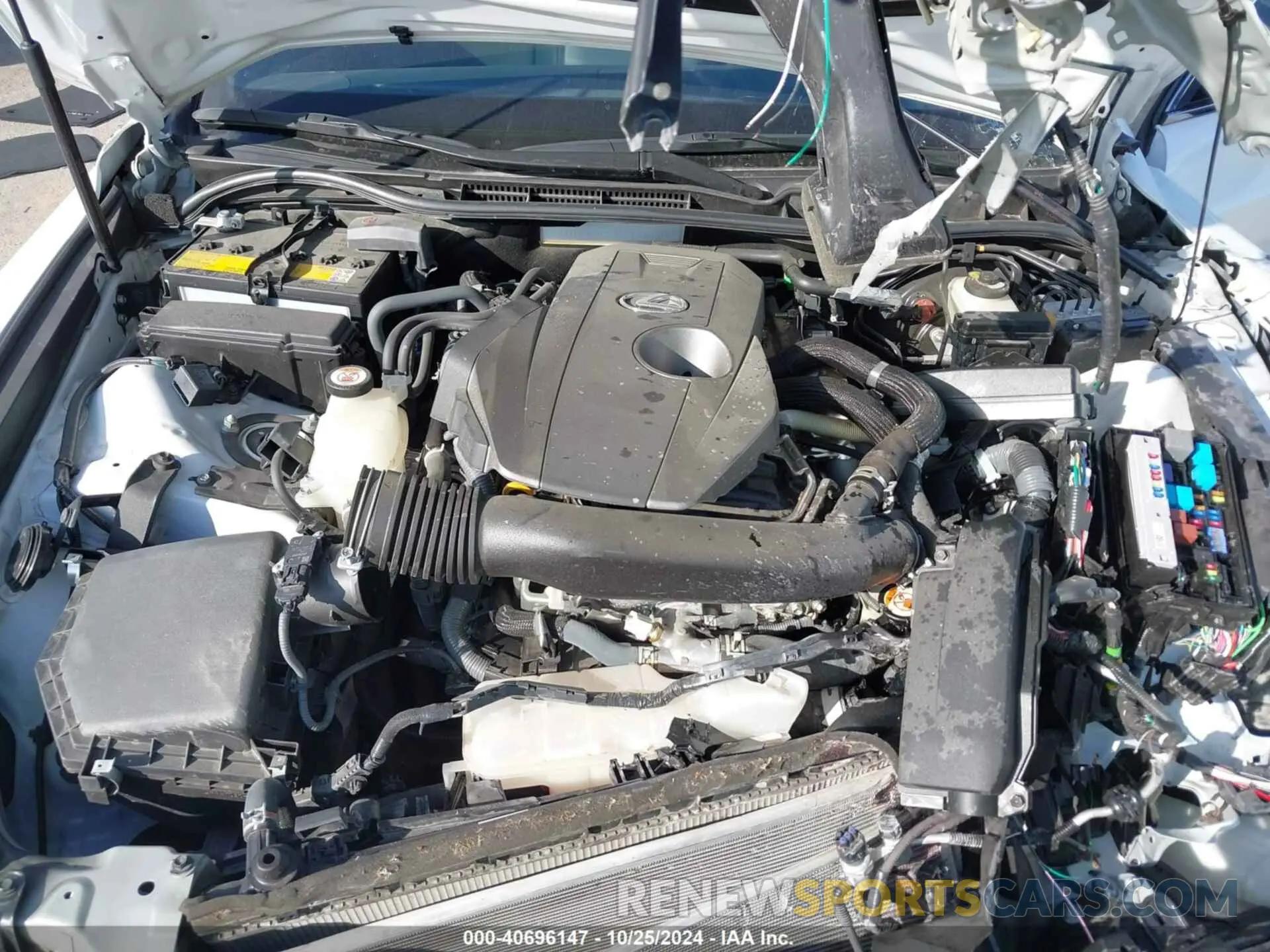 10 fotografías del automóvil dañado JTHAA1D26M5111470 LEXUS IS 300 2021