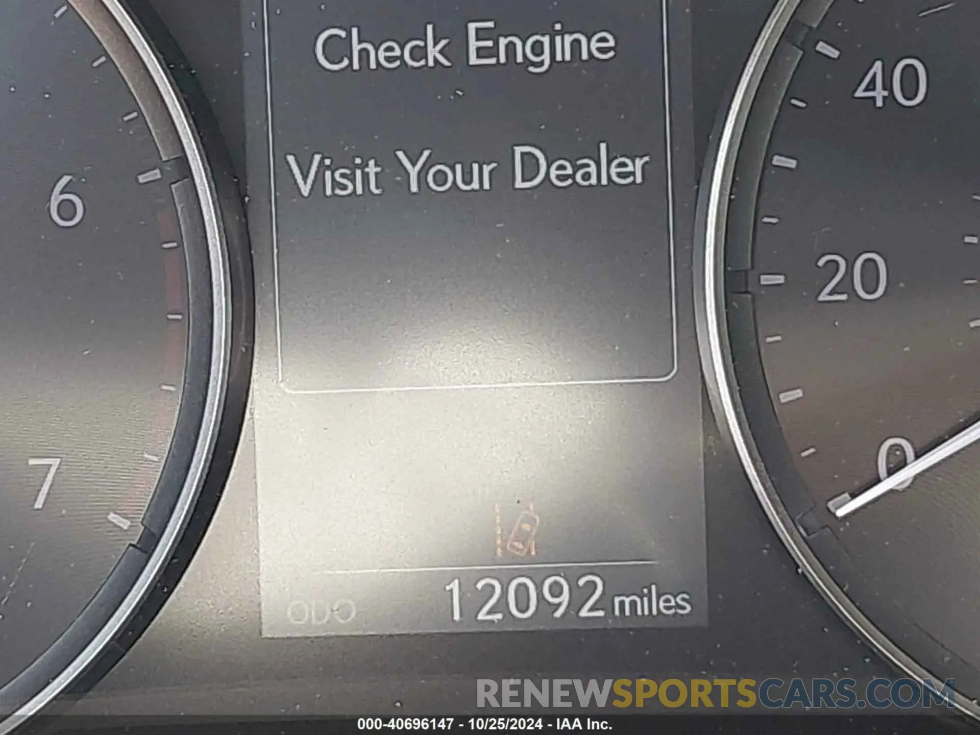 15 fotografías del automóvil dañado JTHAA1D26M5111470 LEXUS IS 300 2021