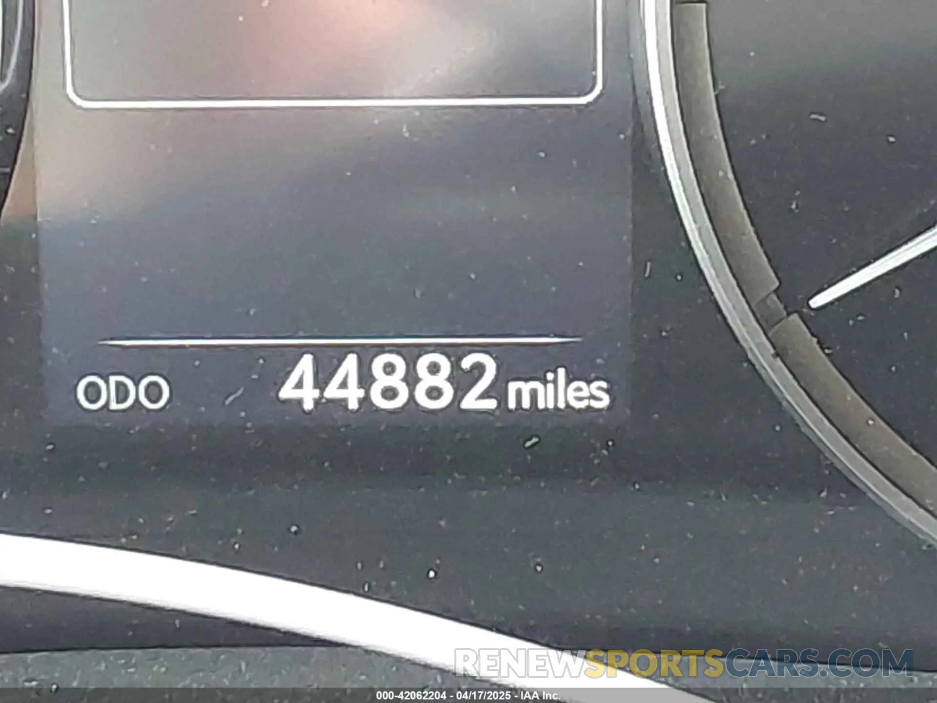 15 fotografías del automóvil dañado JTHAA1D26M5112909 LEXUS IS 300 2021