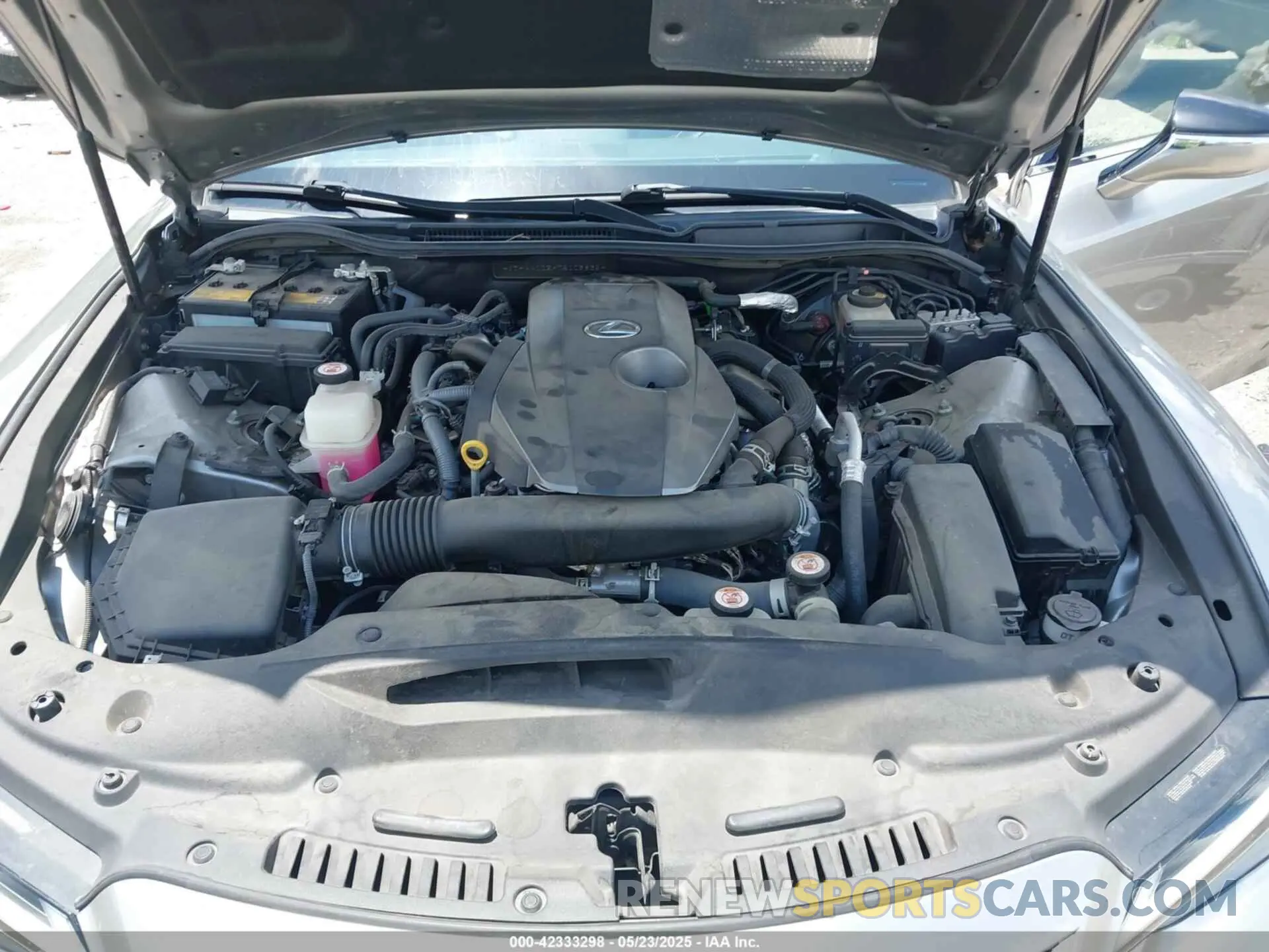 10 fotografías del automóvil dañado JTHAA1D2XM5109835 LEXUS IS 300 2021