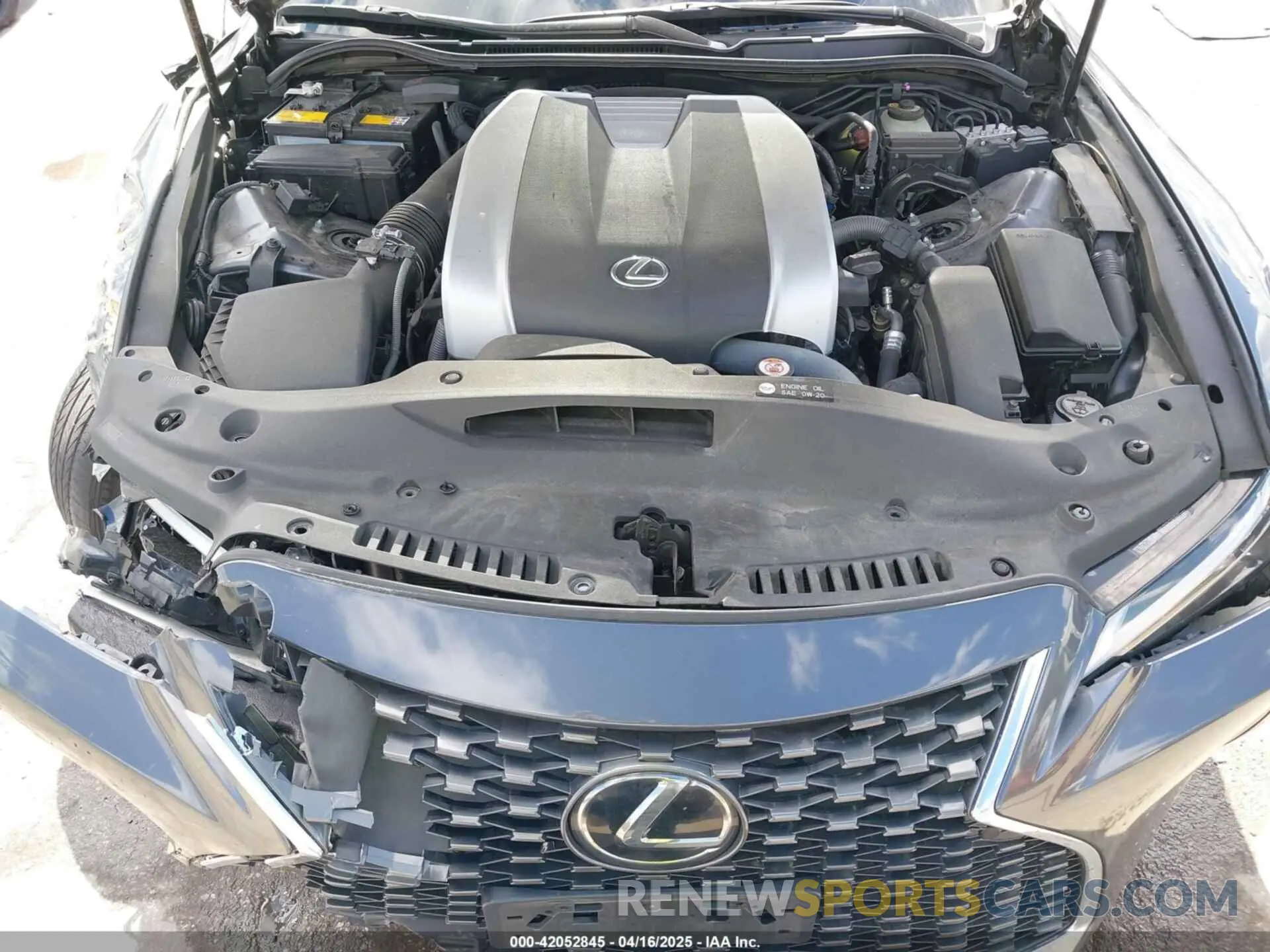 10 fotografías del automóvil dañado JTHC81F21M5046917 LEXUS IS 300 2021