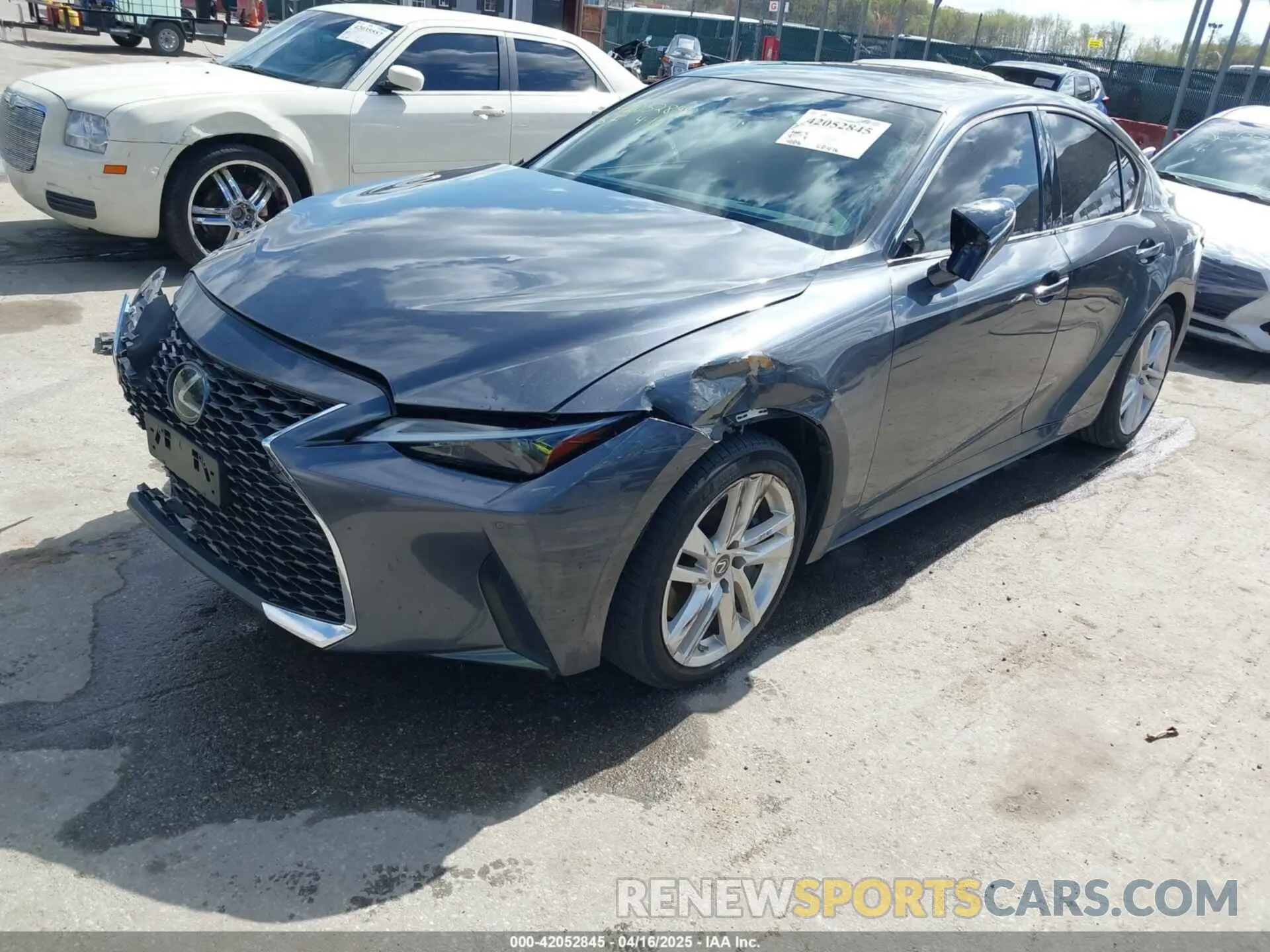17 fotografías del automóvil dañado JTHC81F21M5046917 LEXUS IS 300 2021