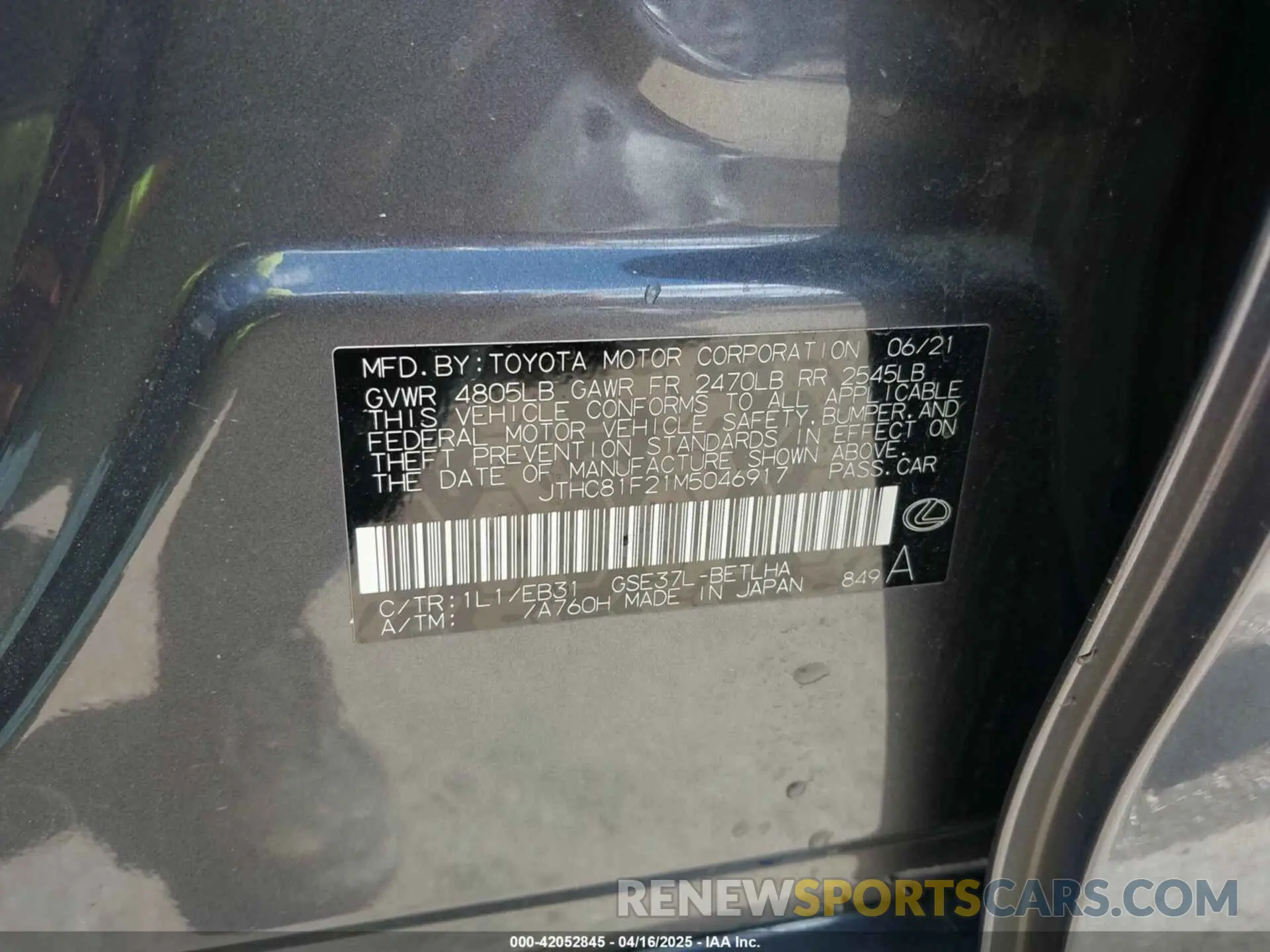9 fotografías del automóvil dañado JTHC81F21M5046917 LEXUS IS 300 2021