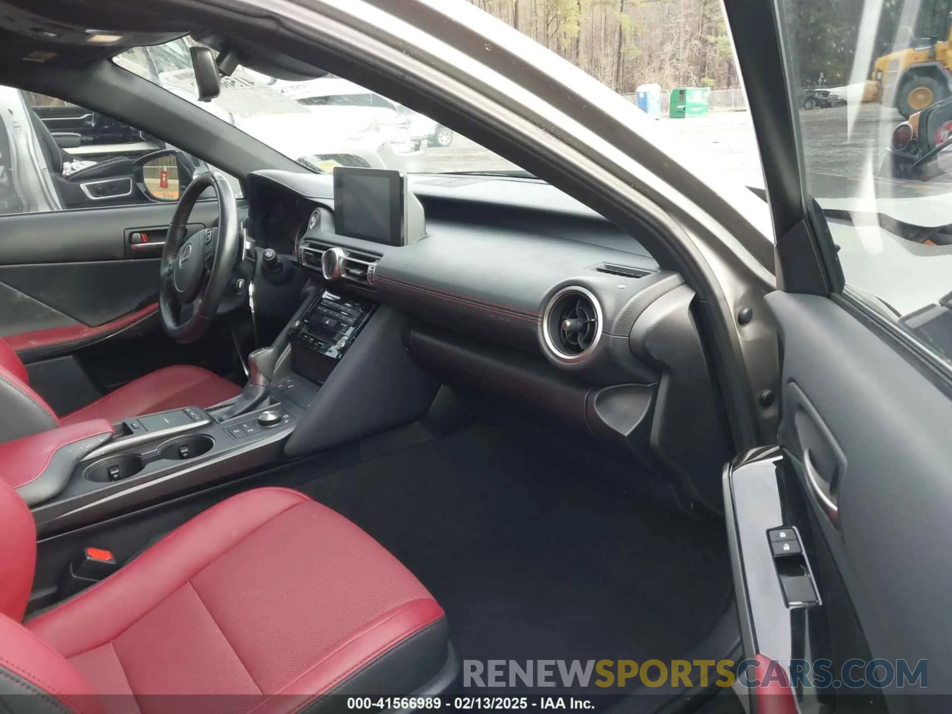 5 fotografías del automóvil dañado JTHC81F25M5044457 LEXUS IS 300 2021