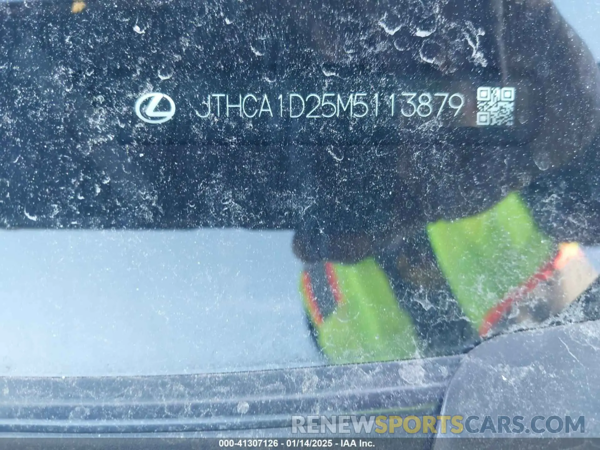 9 fotografías del automóvil dañado JTHCA1D25M5113879 LEXUS IS 300 2021