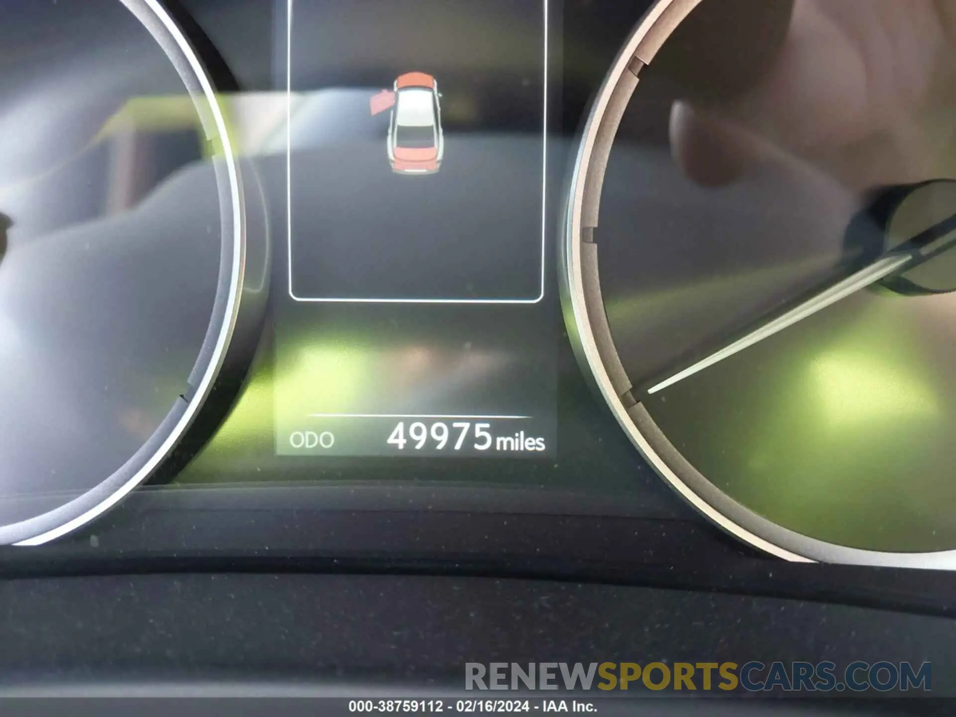 7 fotografías del automóvil dañado JTHCA1D25M5115860 LEXUS IS 300 2021